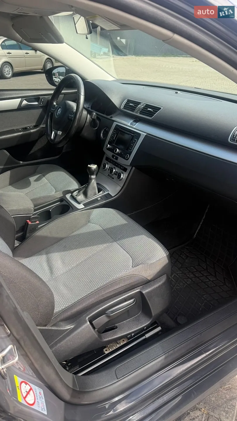 2012 Volkswagen Passat - мініатюра 19