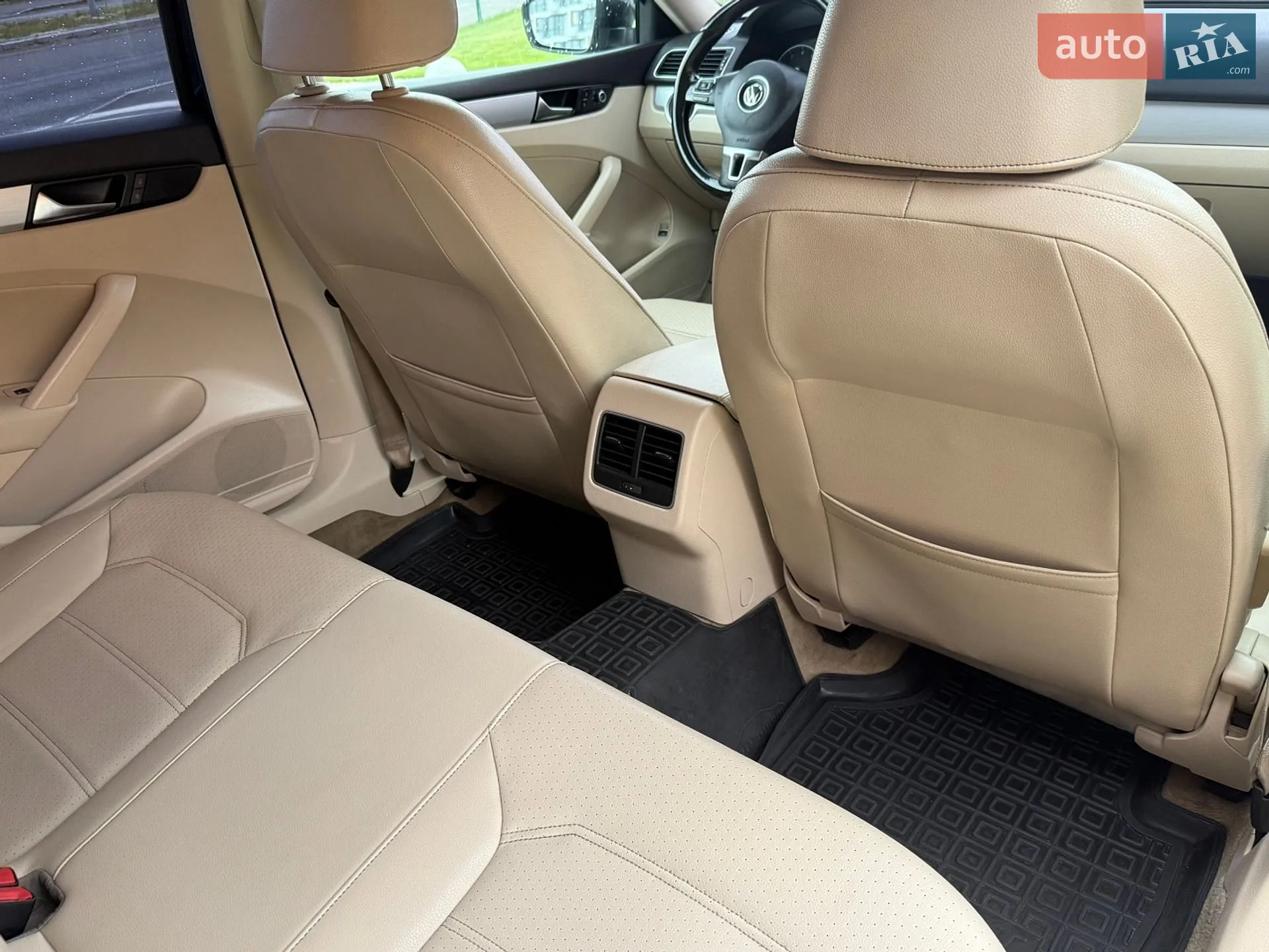 2013 Volkswagen Passat - мініатюра 39