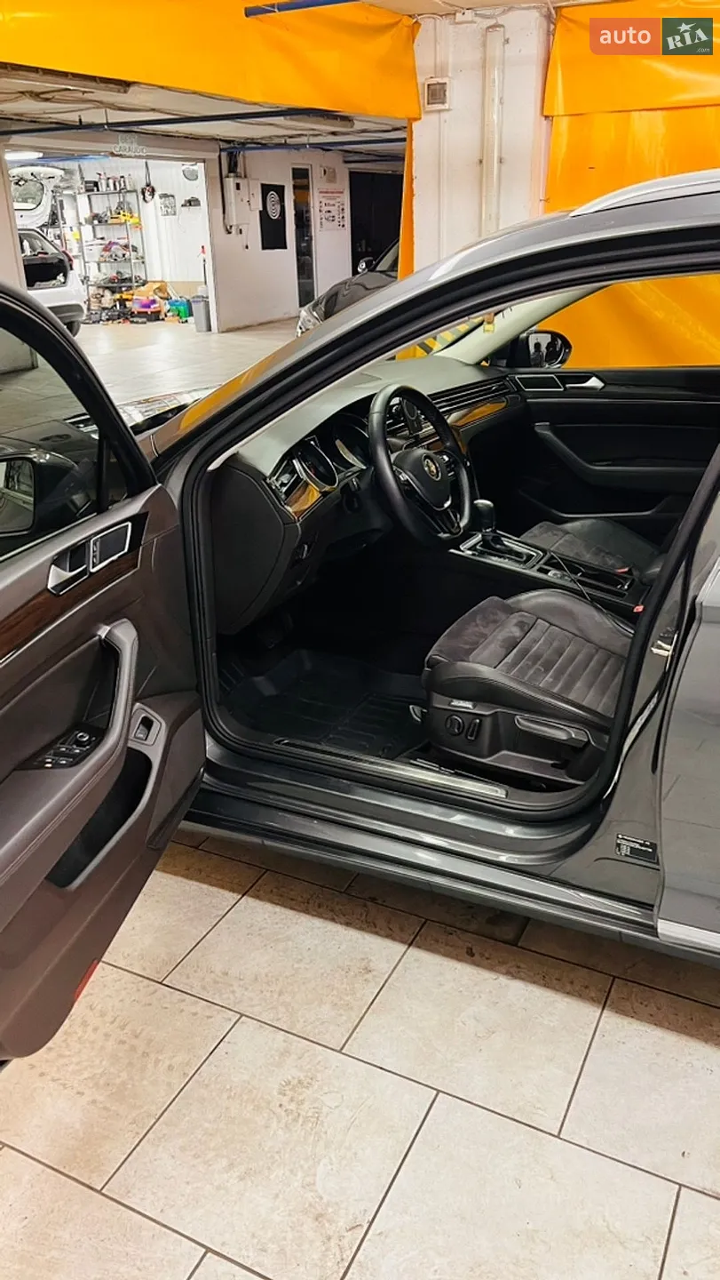 2015 Volkswagen Passat - мініатюра 11