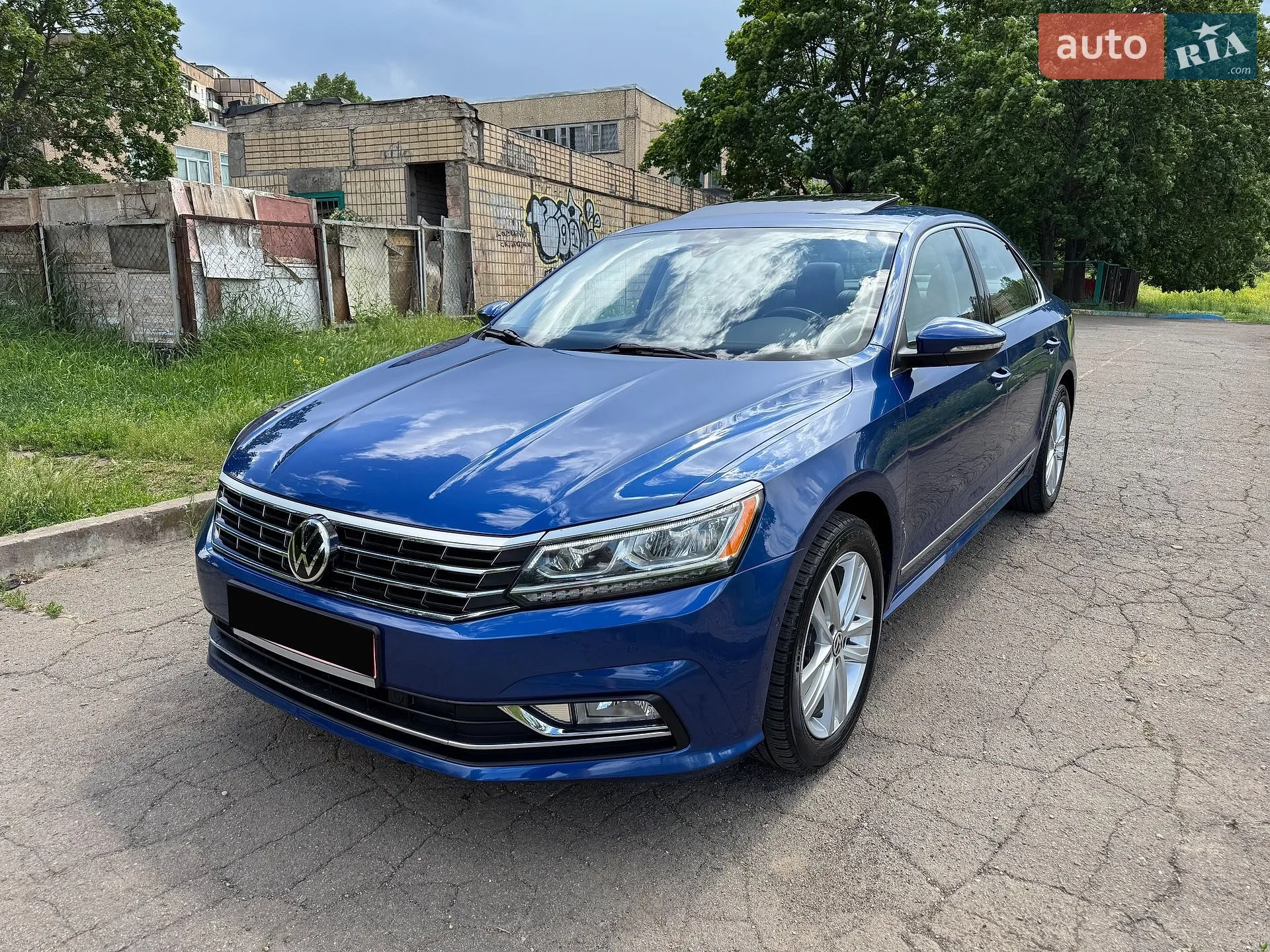 2017 Volkswagen Passat - мініатюра 2