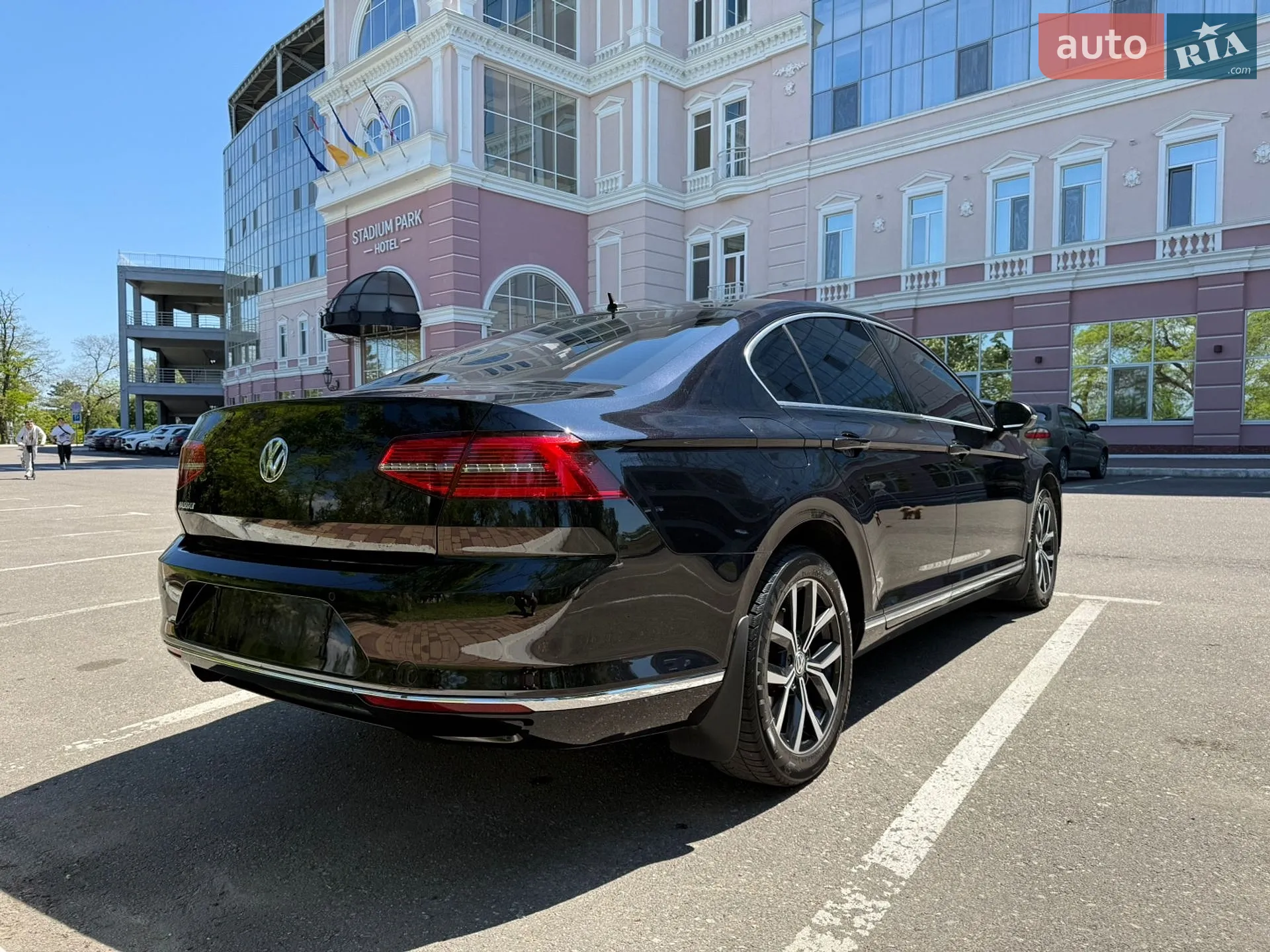 2018 Volkswagen Passat - мініатюра 2