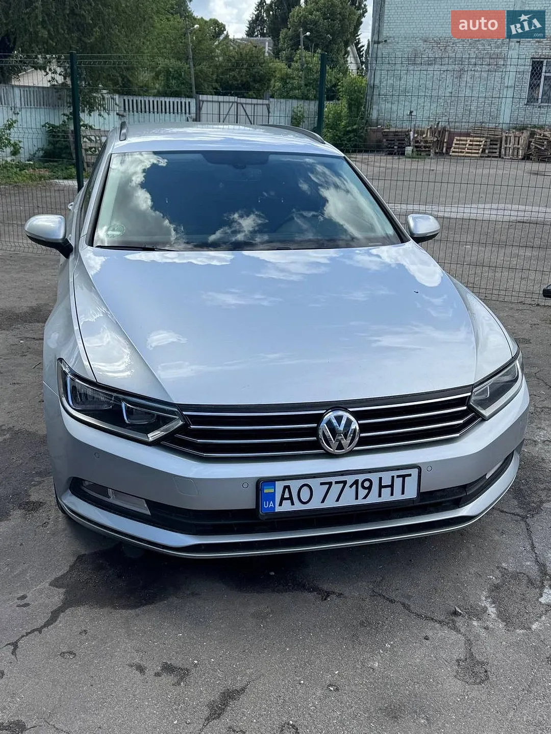 2018 Volkswagen Passat - фото 1