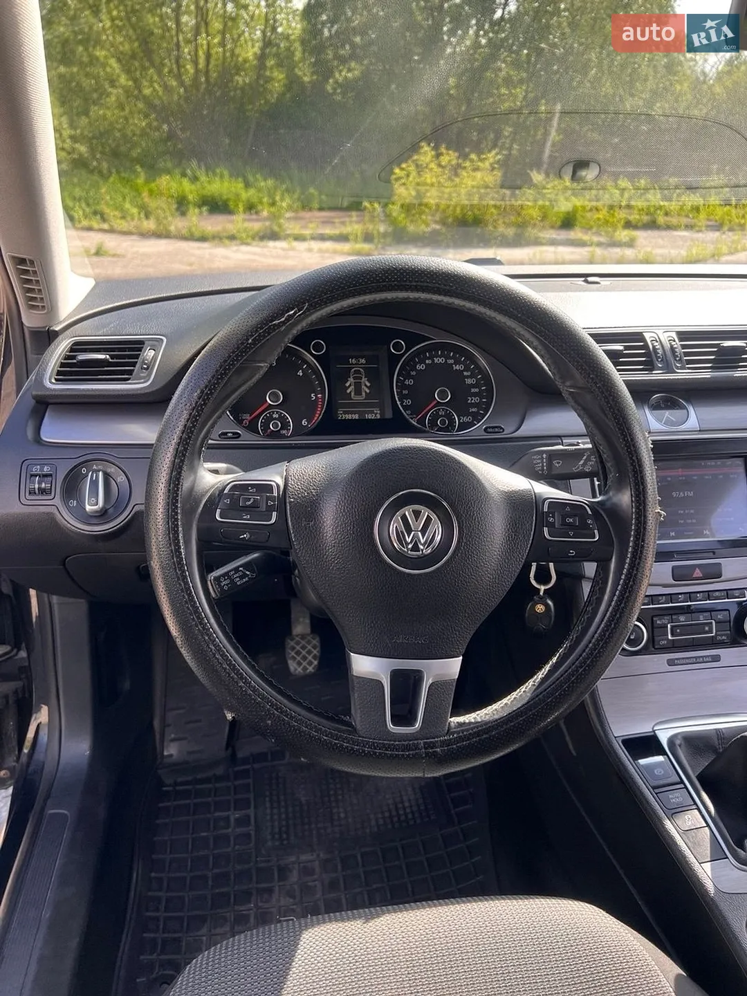 2011 Volkswagen Passat - мініатюра 25
