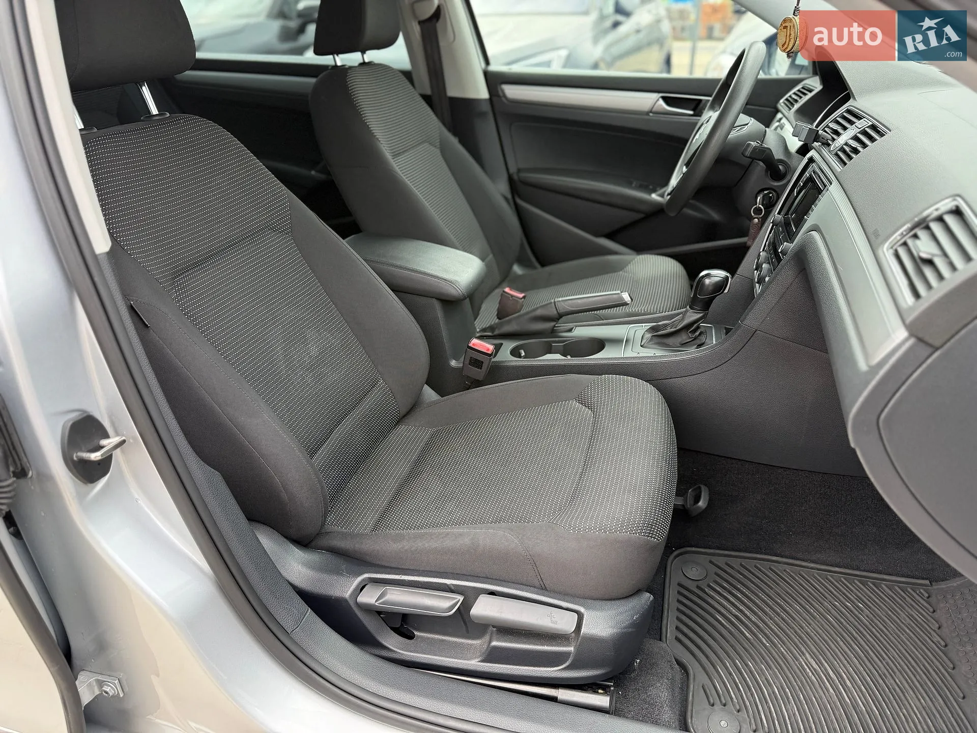 2015 Volkswagen Passat - мініатюра 10