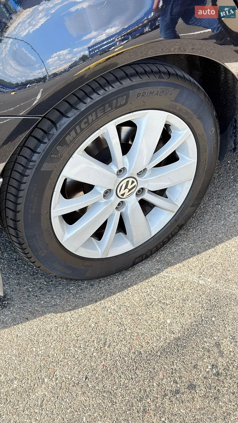 2010 Volkswagen Passat - мініатюра 7