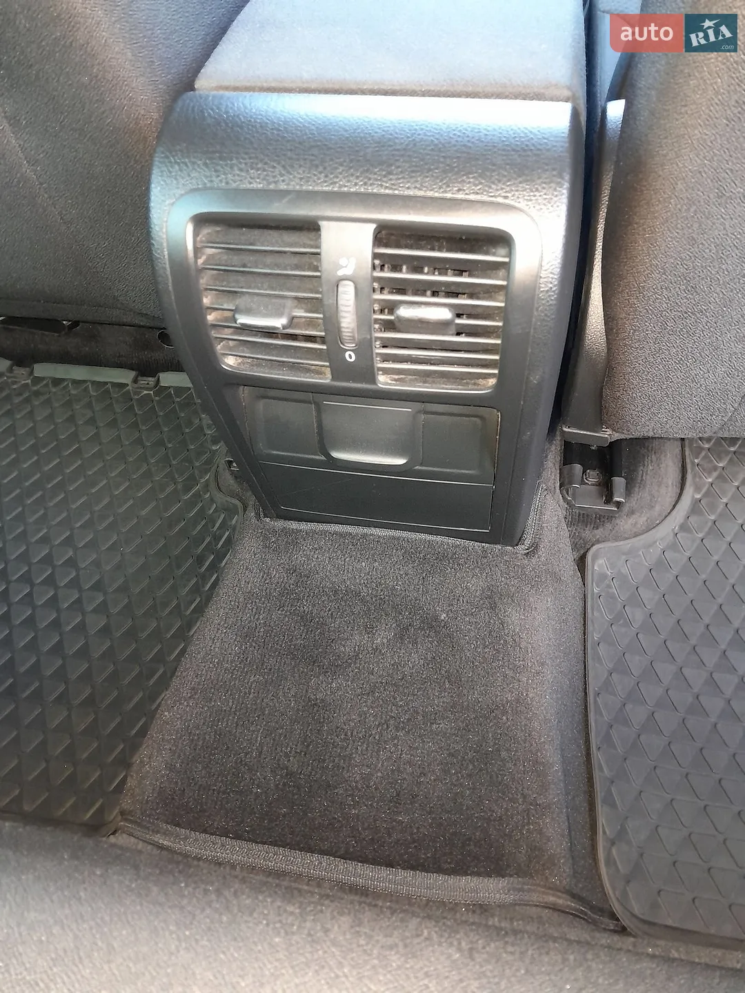2010 Volkswagen Passat - мініатюра 18