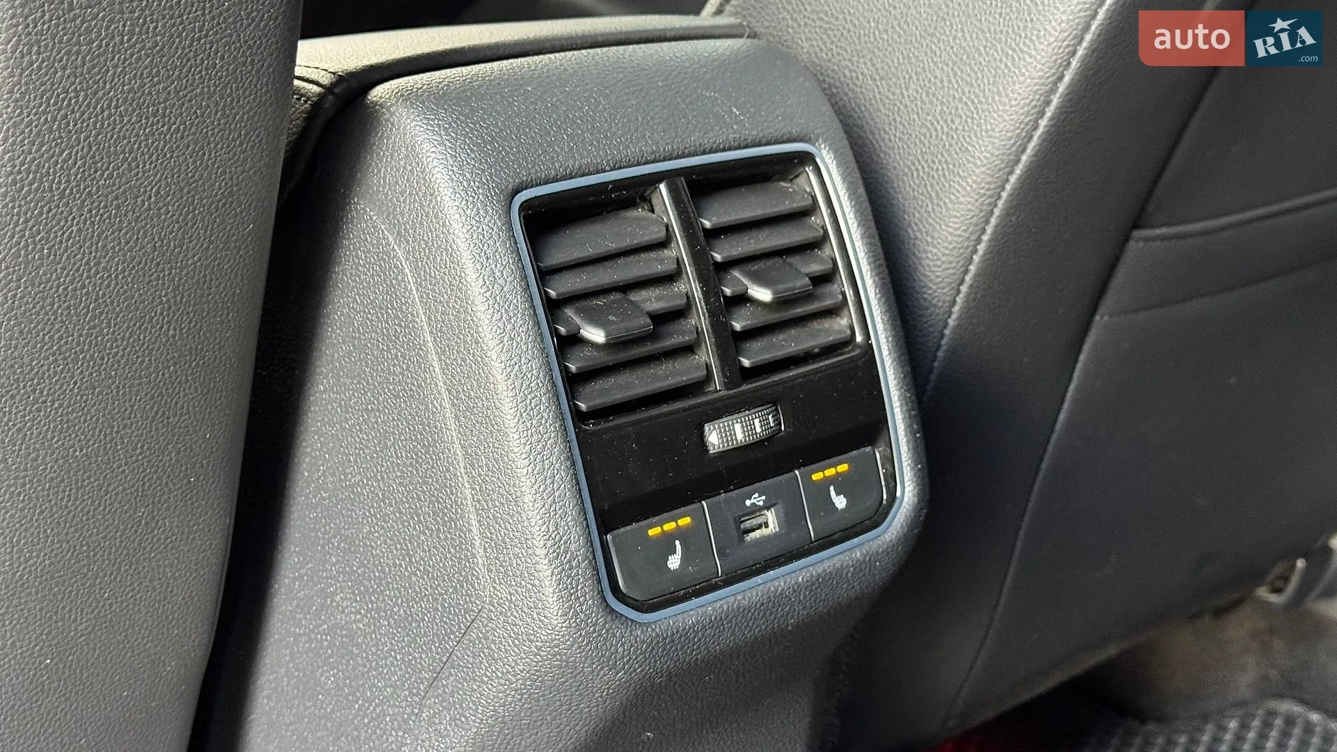 2017 Volkswagen Passat - мініатюра 25