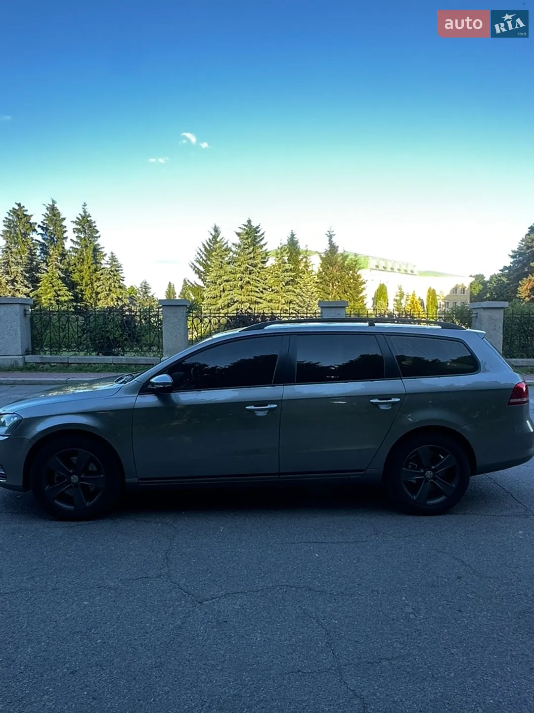 2013 Volkswagen Passat - мініатюра 2