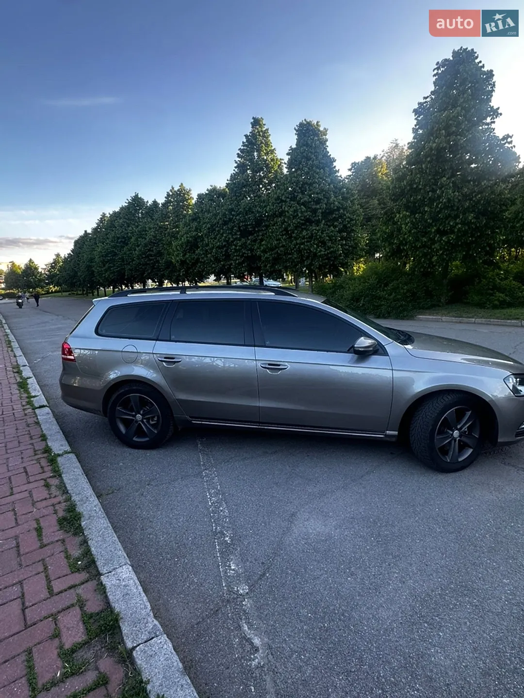 2013 Volkswagen Passat - мініатюра 24
