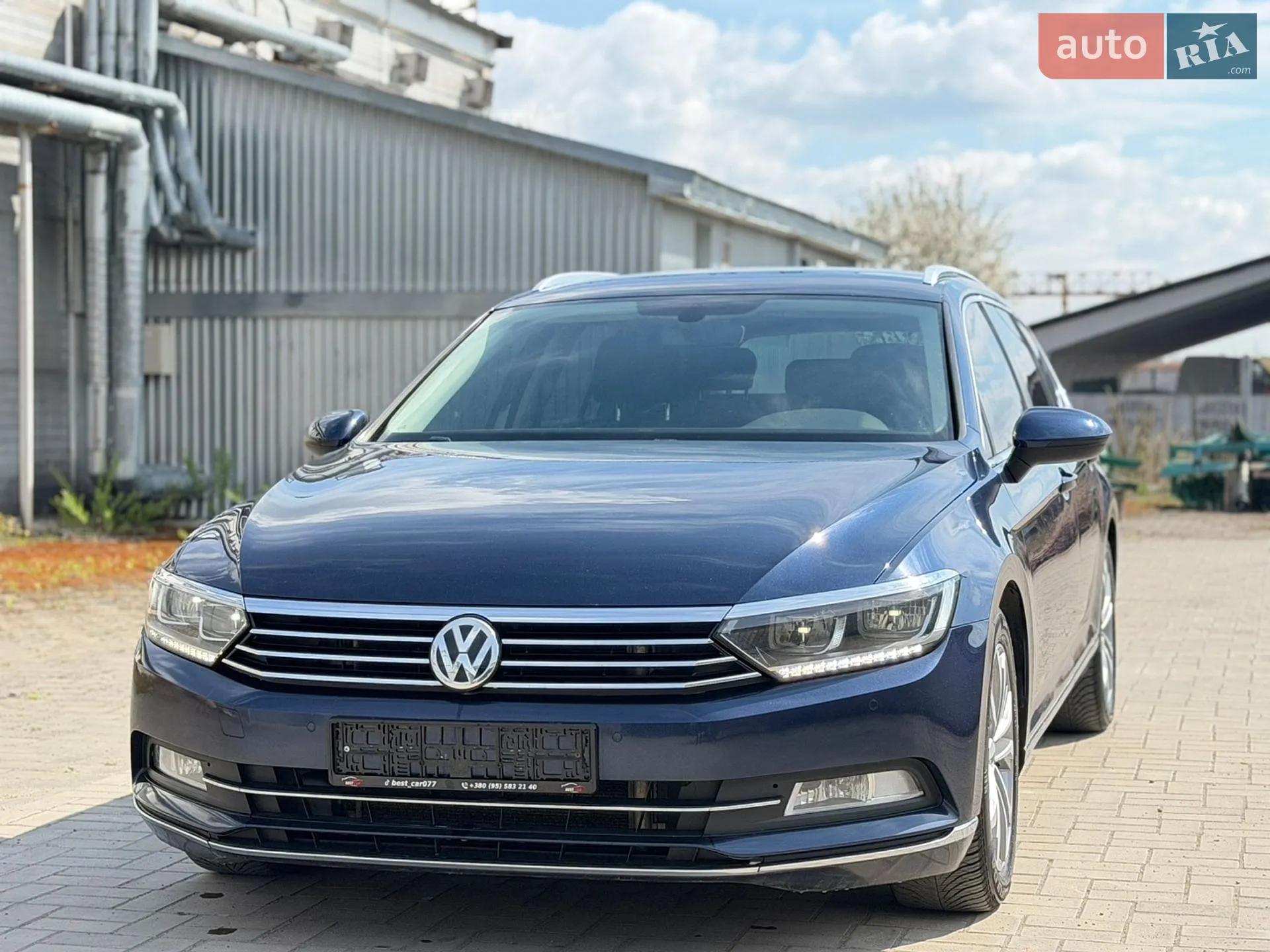 2015 Volkswagen Passat - мініатюра 3