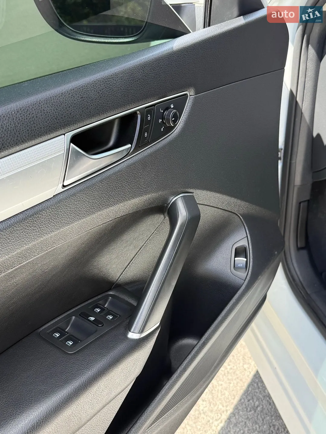 2018 Volkswagen Passat - мініатюра 24