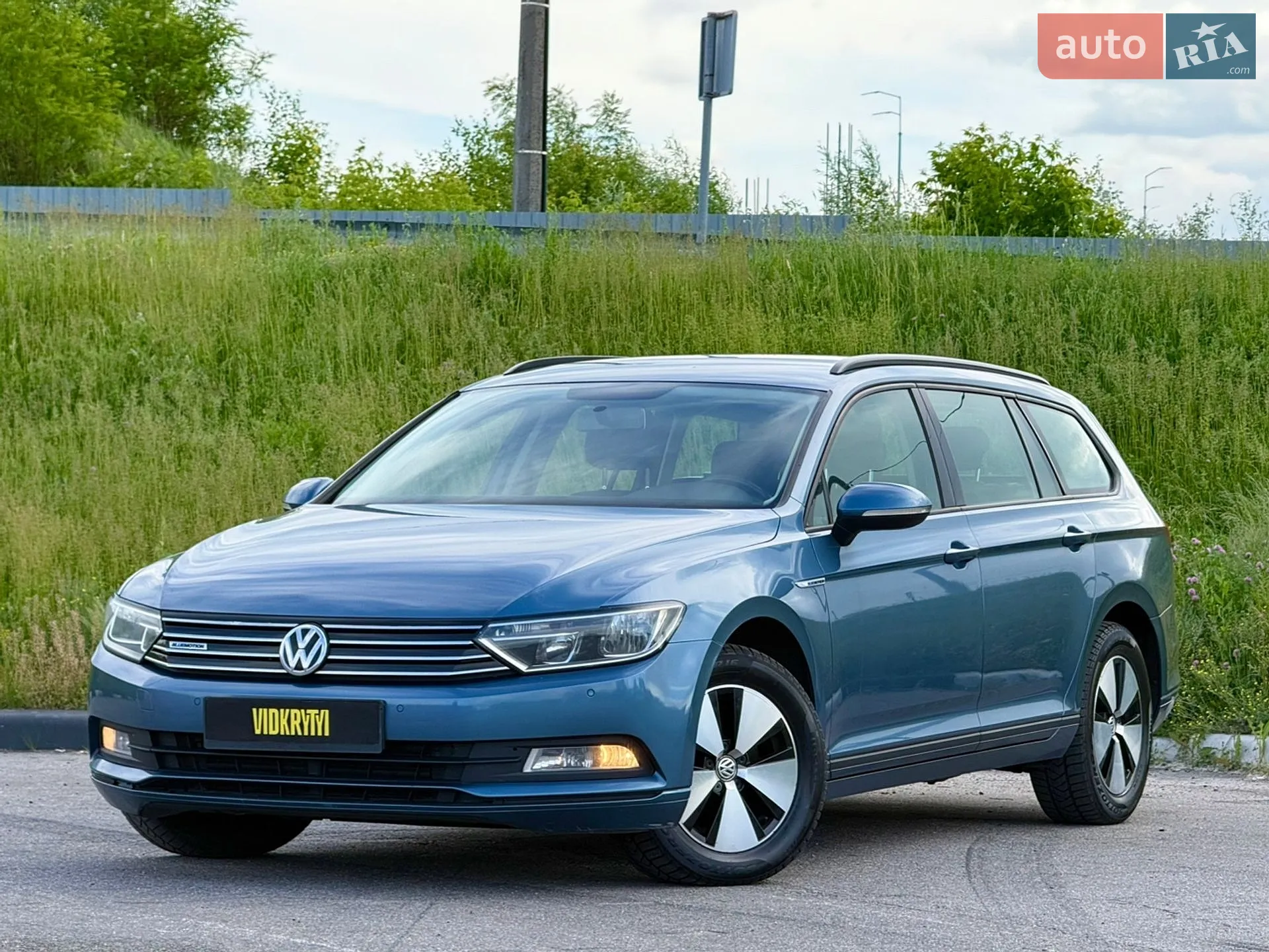 2016 Volkswagen Passat - мініатюра 2