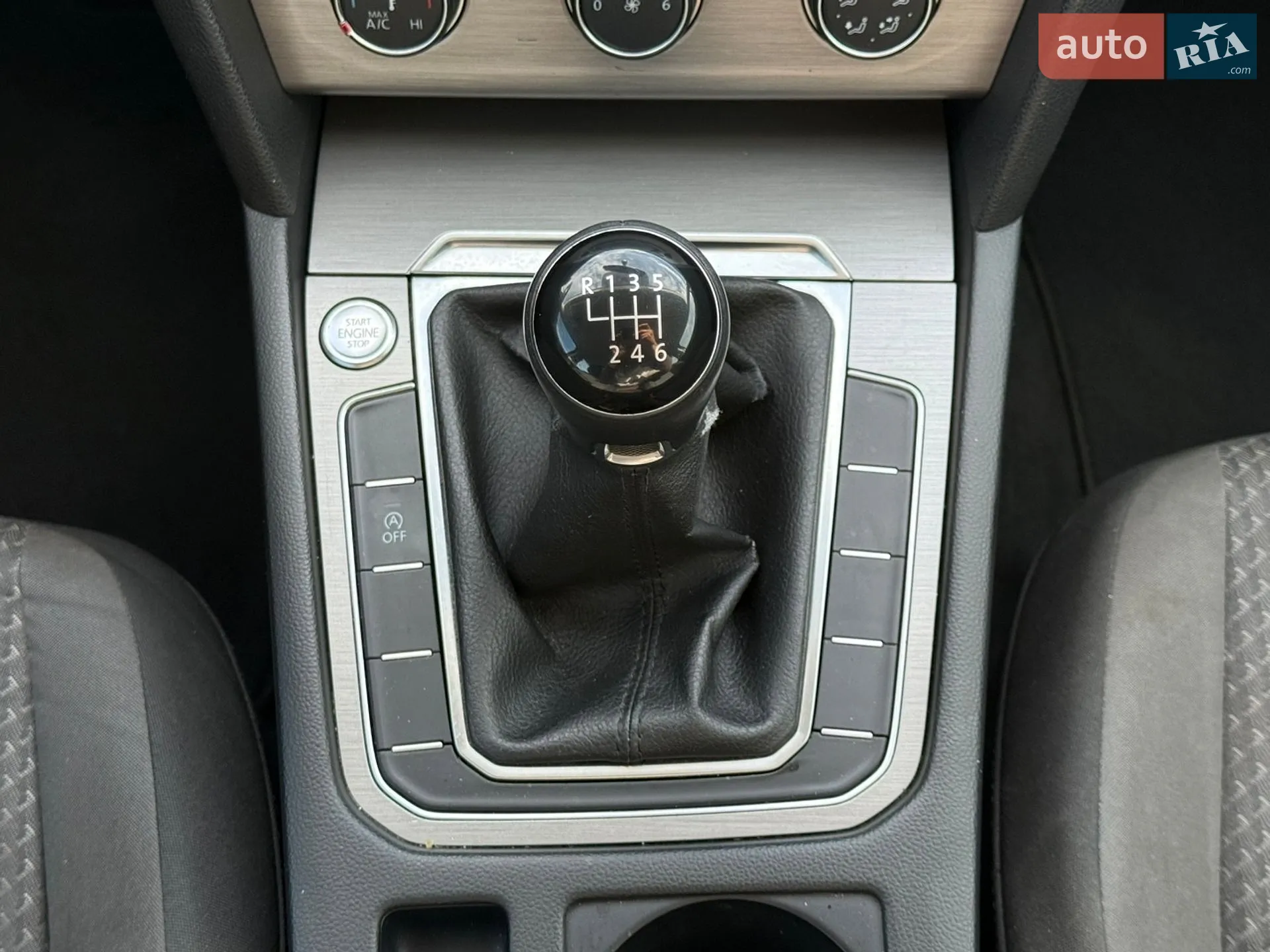 2016 Volkswagen Passat - мініатюра 26