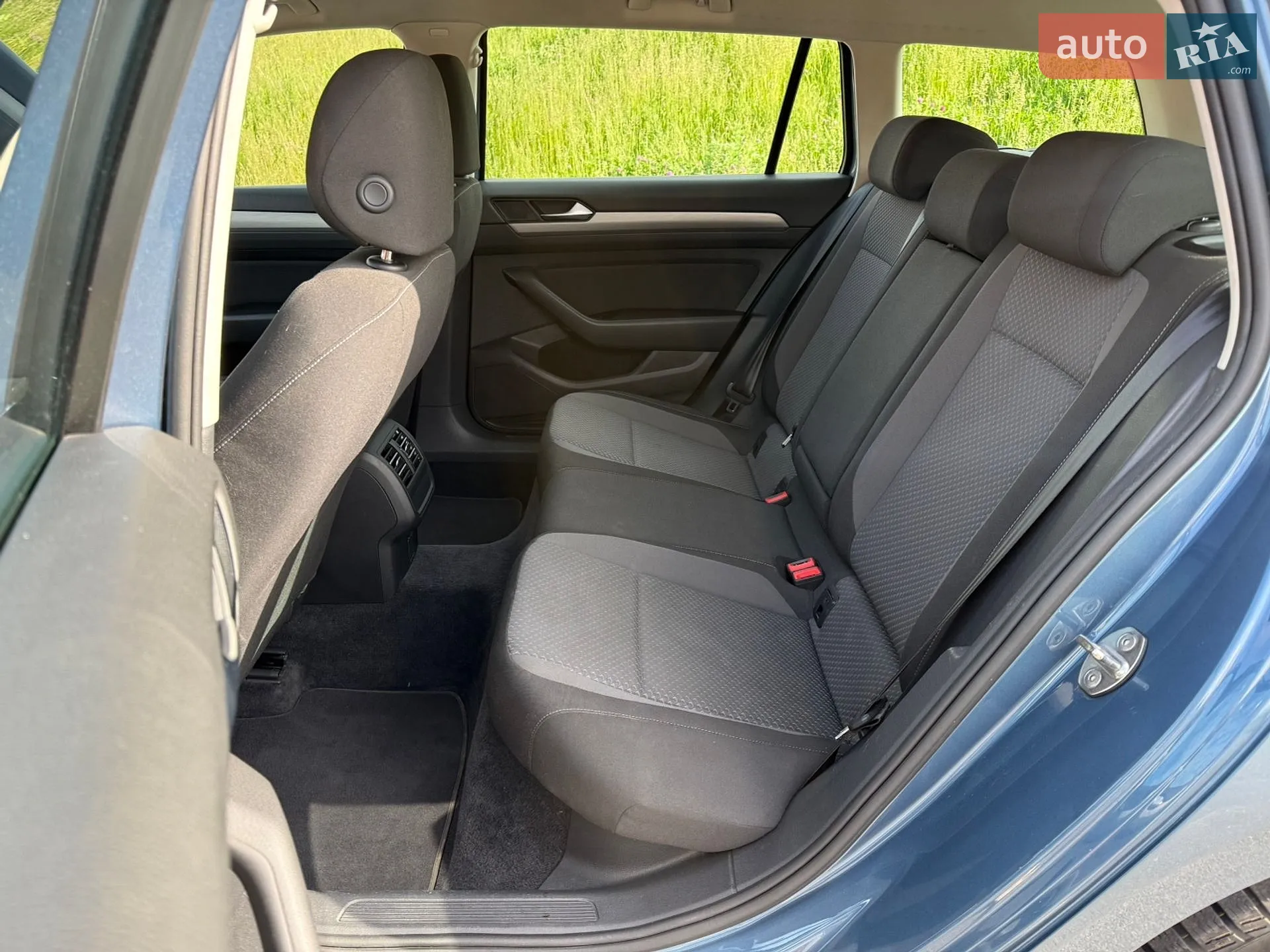 2016 Volkswagen Passat - мініатюра 33