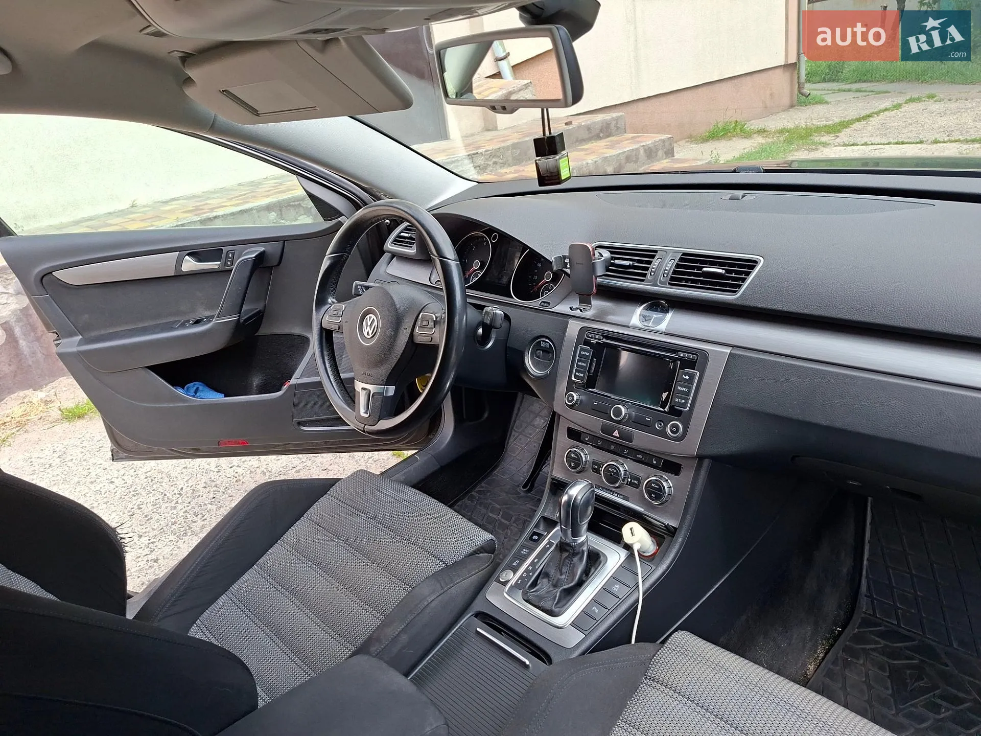 2012 Volkswagen Passat - мініатюра 3