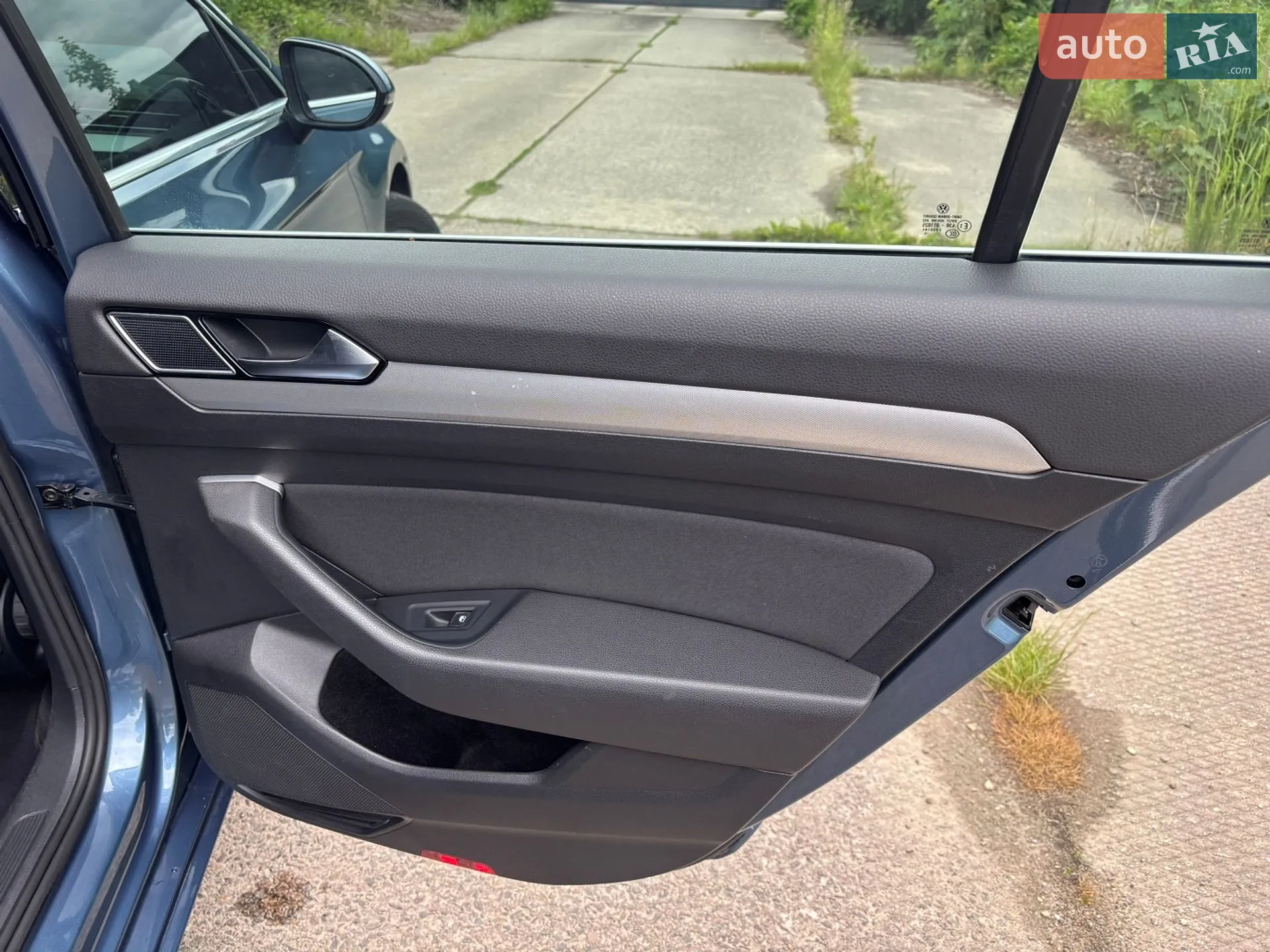 2015 Volkswagen Passat - мініатюра 28