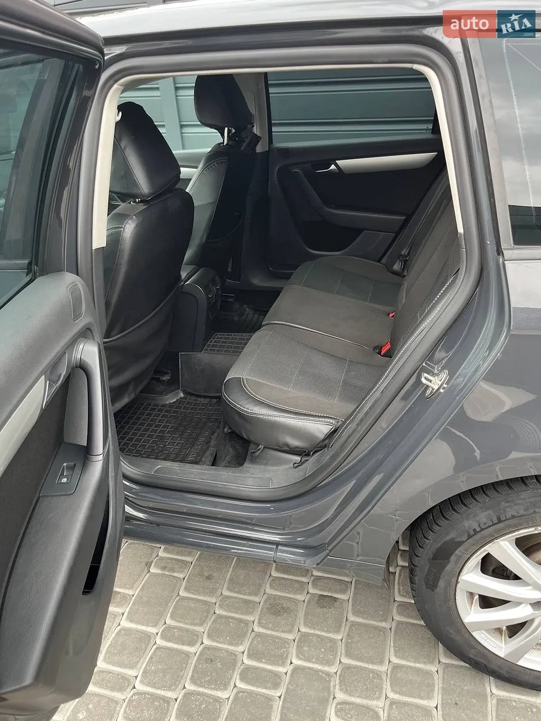 2012 Volkswagen Passat - мініатюра 12