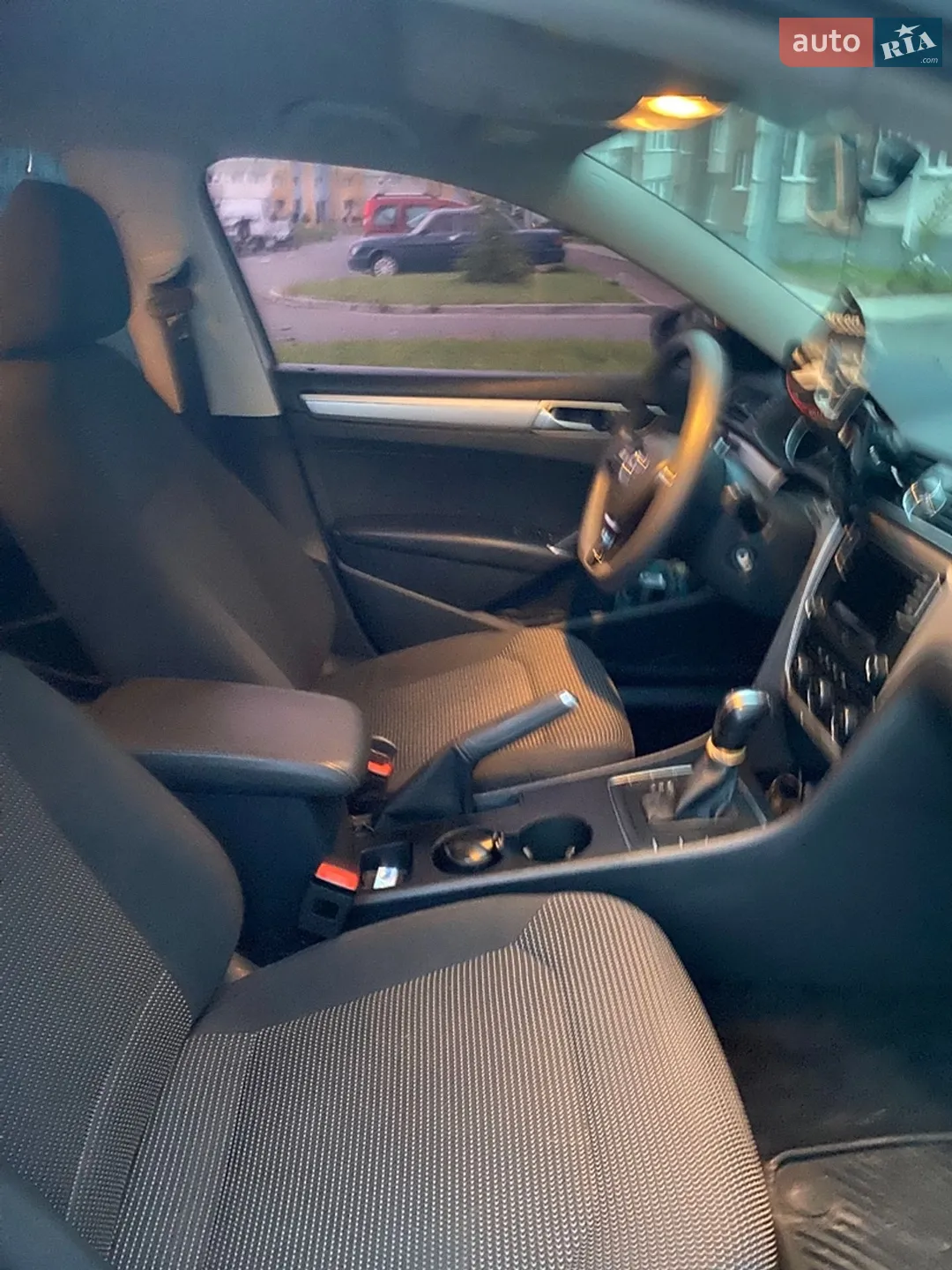 2016 Volkswagen Passat - мініатюра 5