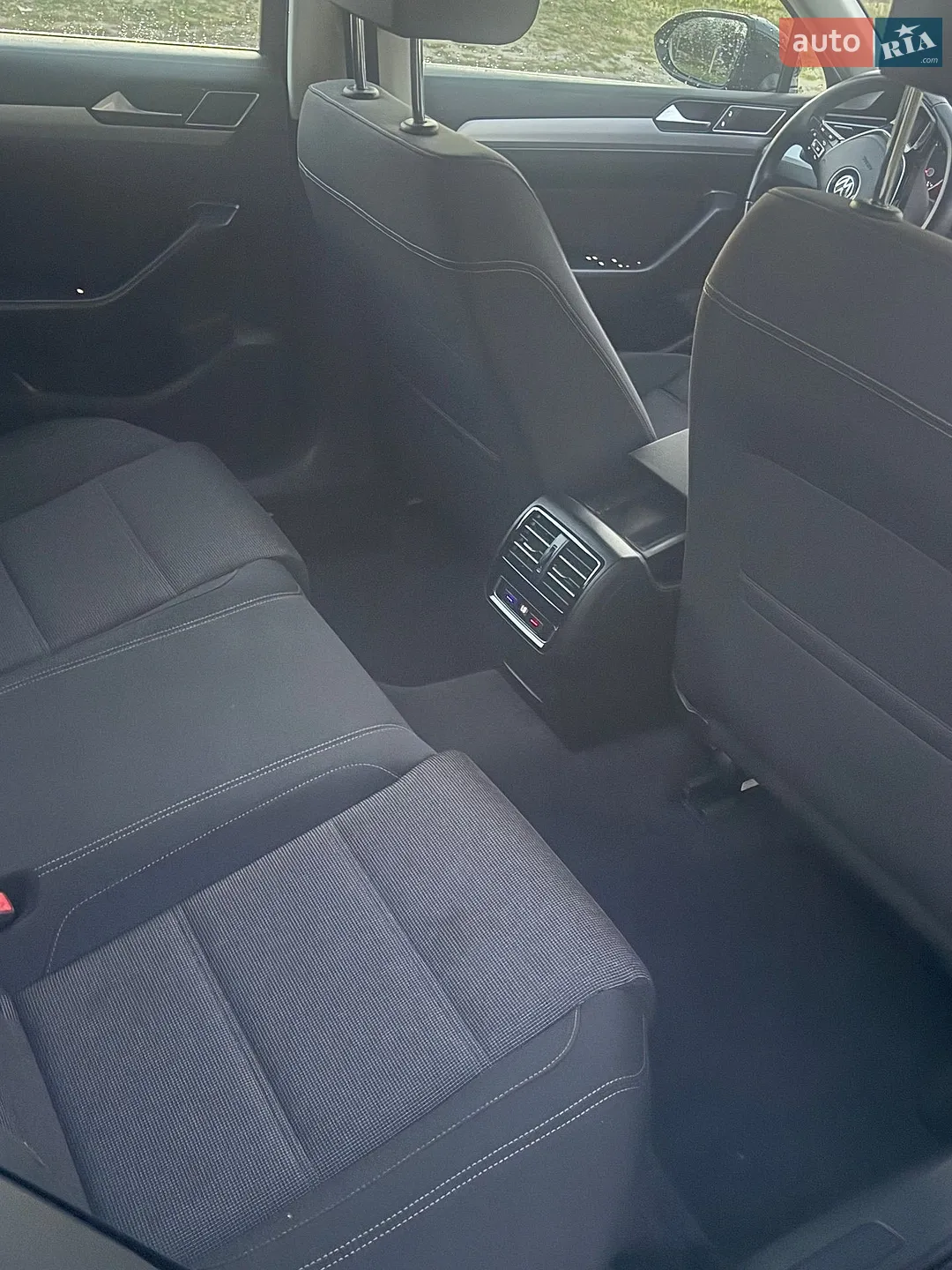 2017 Volkswagen Passat - мініатюра 30