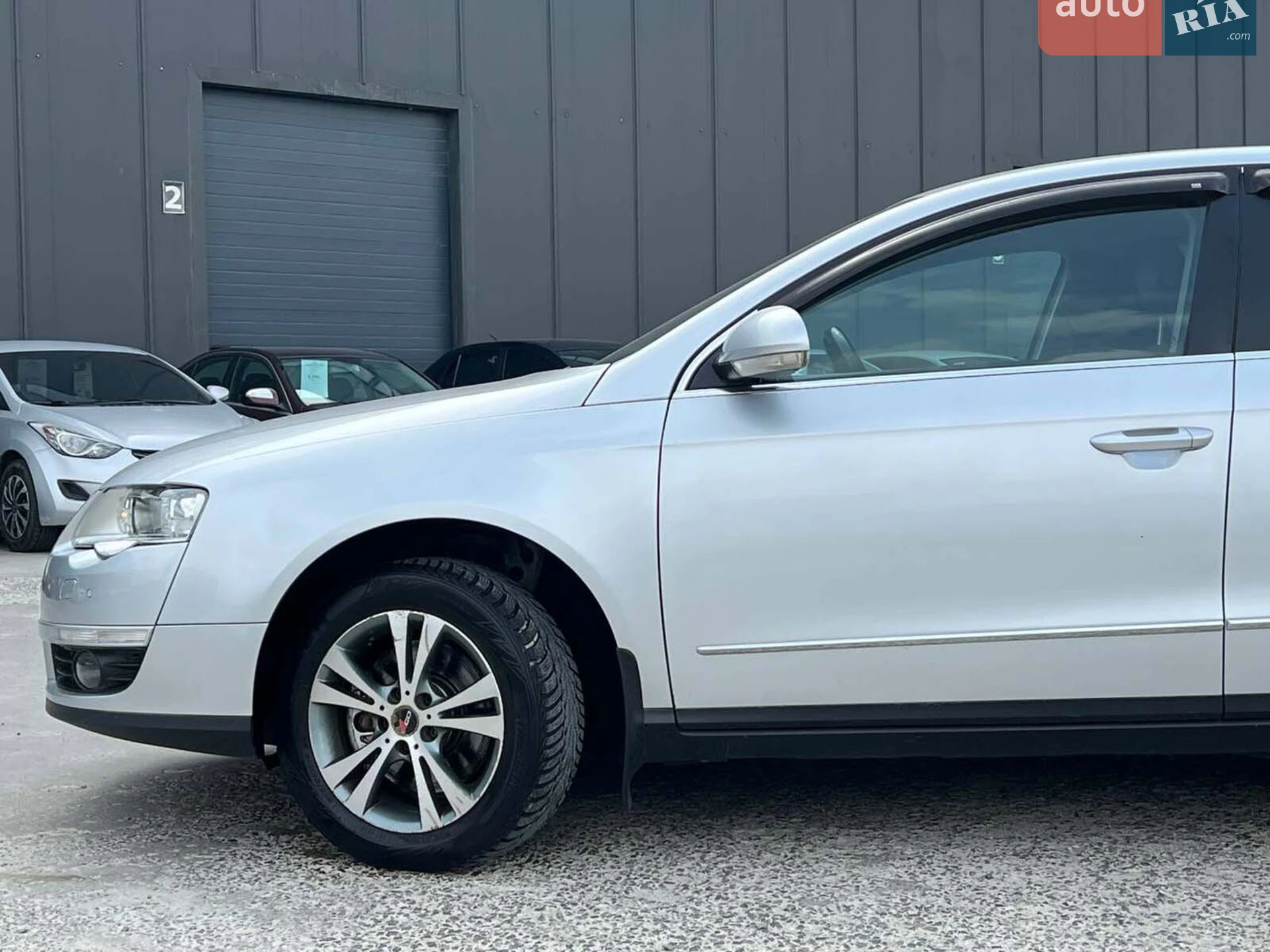 2010 Volkswagen Passat - мініатюра 3