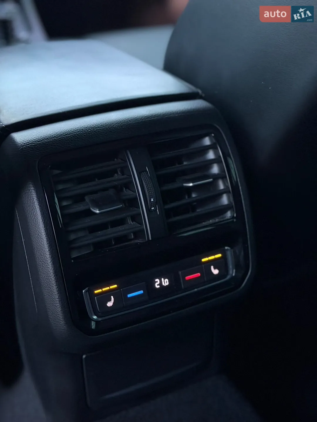 2019 Volkswagen Passat - мініатюра 12