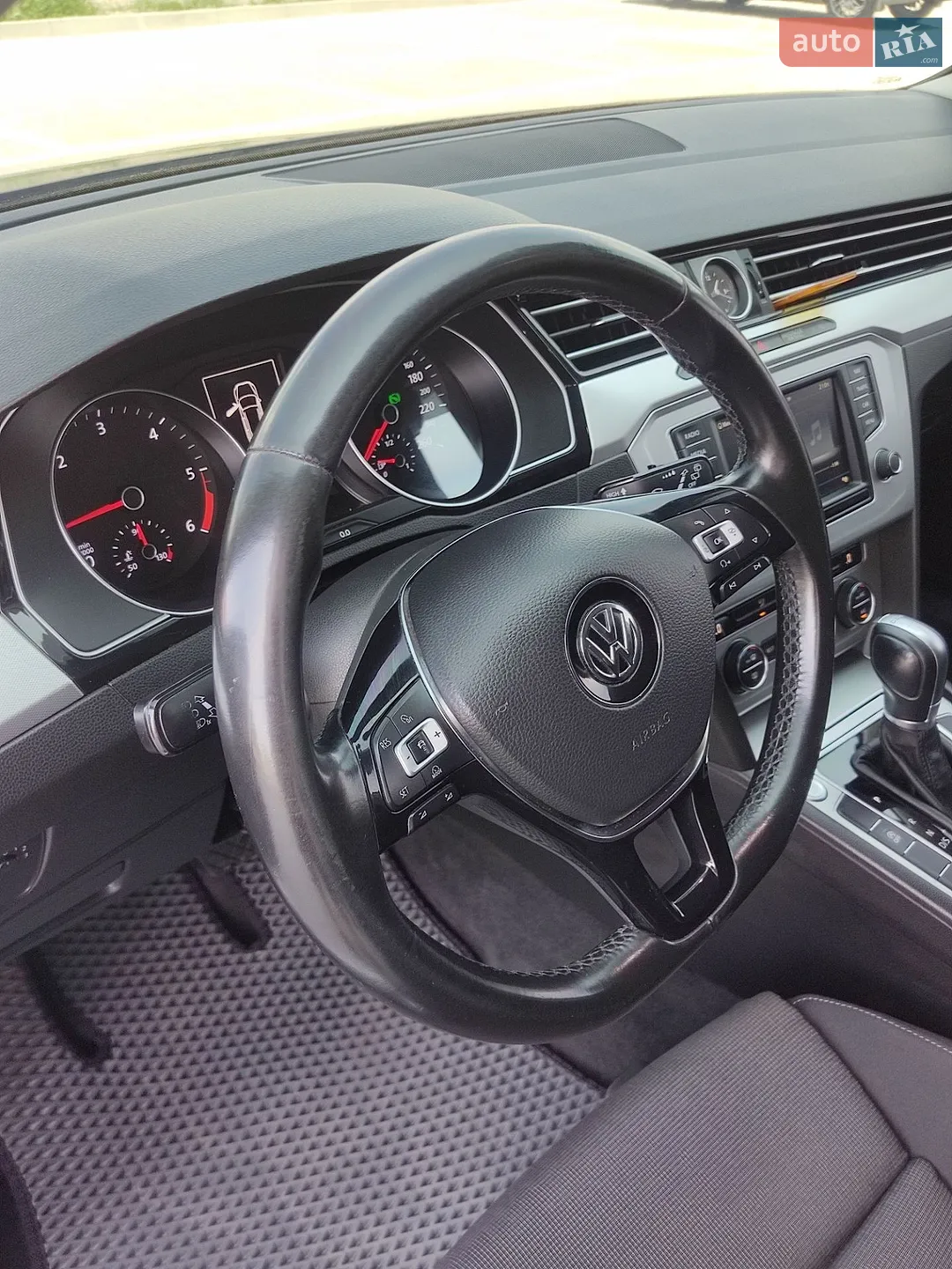 2016 Volkswagen Passat - мініатюра 22