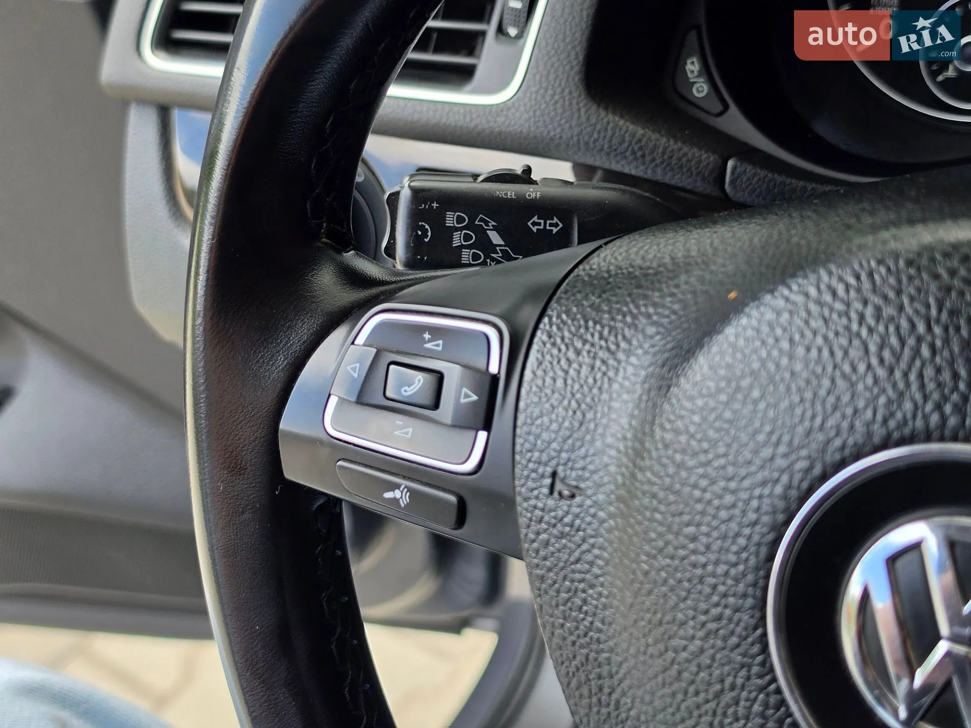 2013 Volkswagen Passat - мініатюра 35