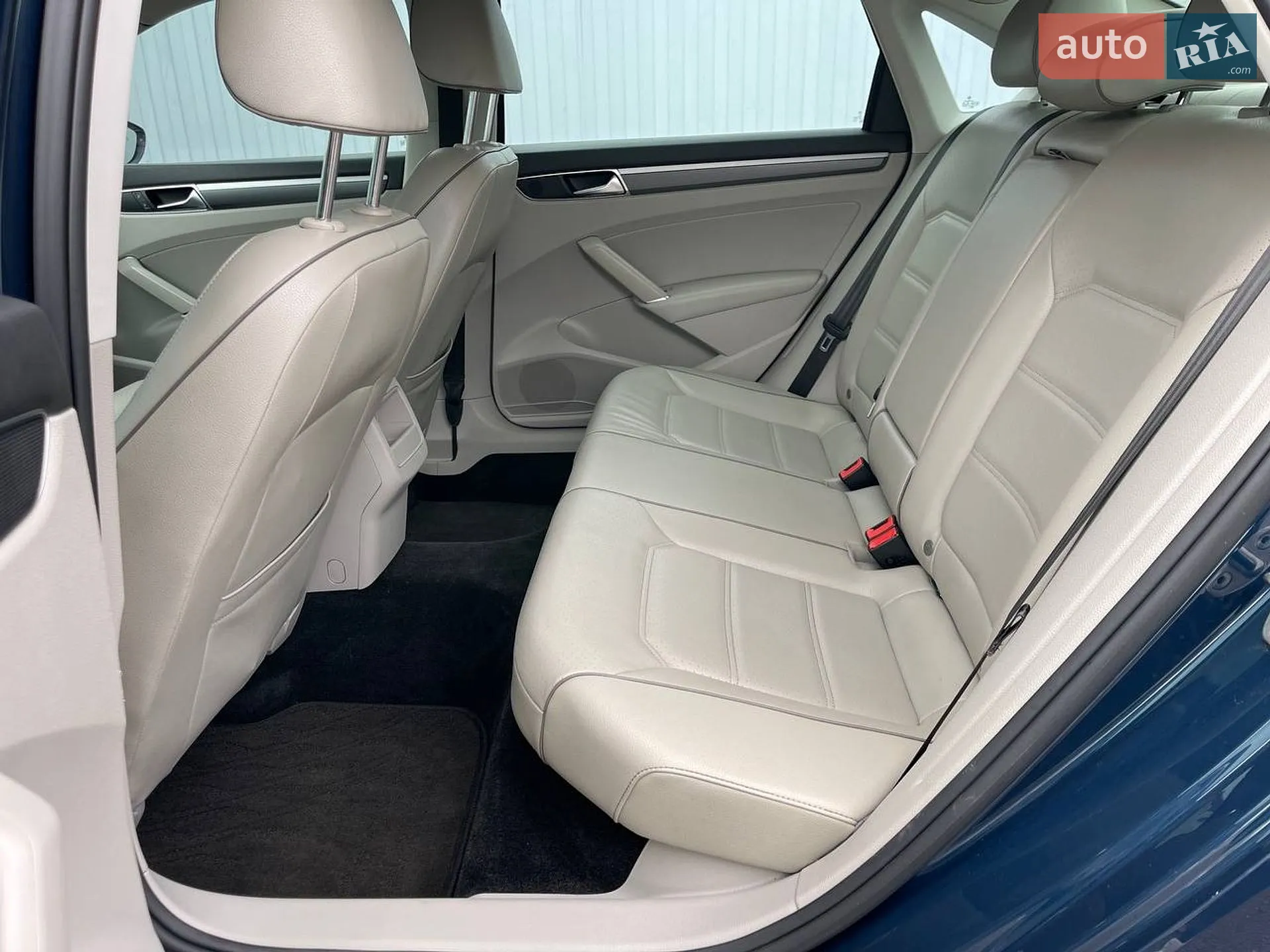 2017 Volkswagen Passat - мініатюра 9