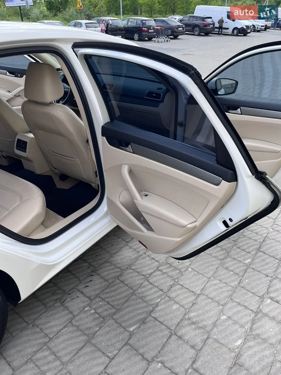 2014 Volkswagen Passat - мініатюра 17
