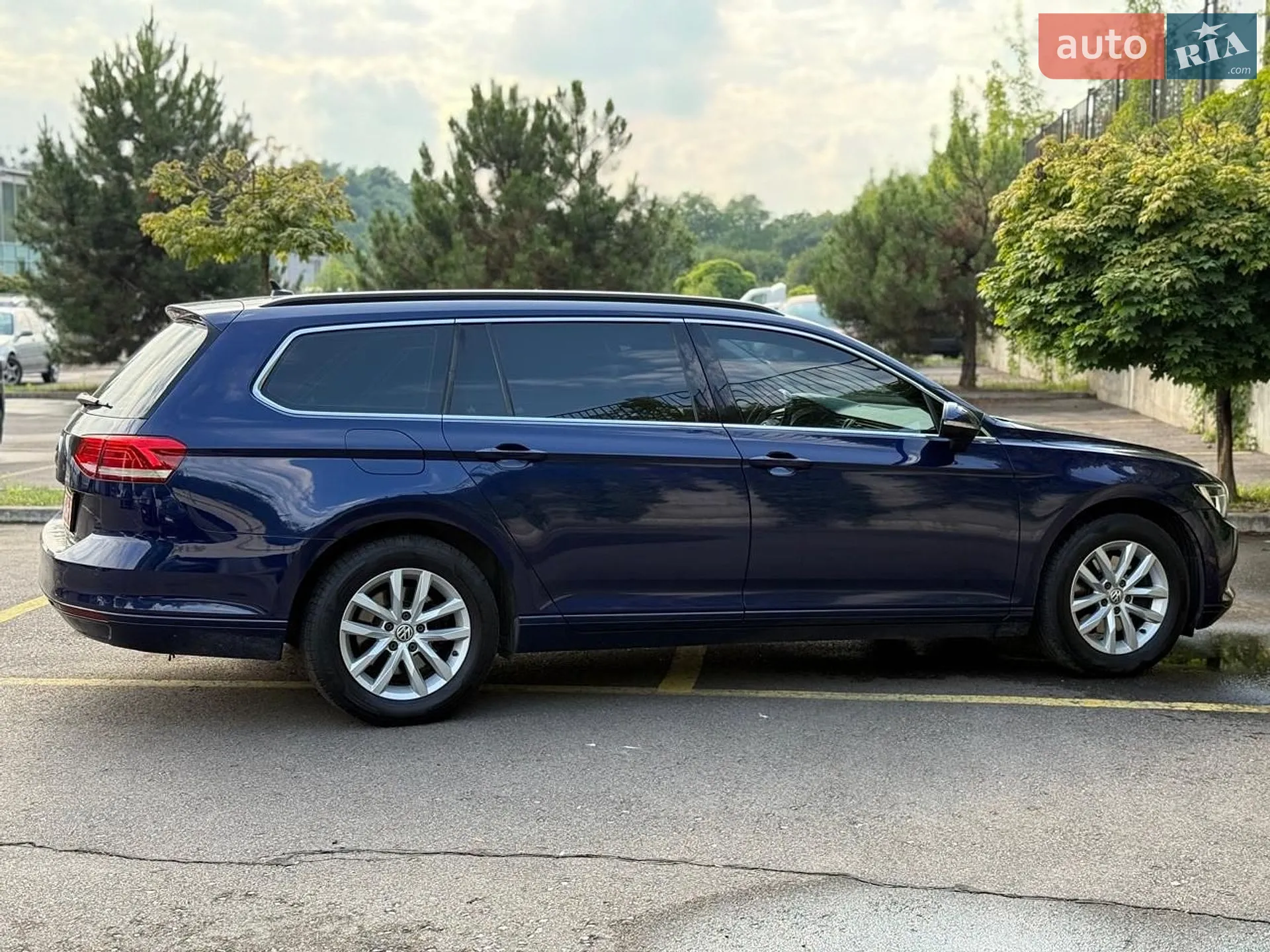 2019 Volkswagen Passat - мініатюра 3