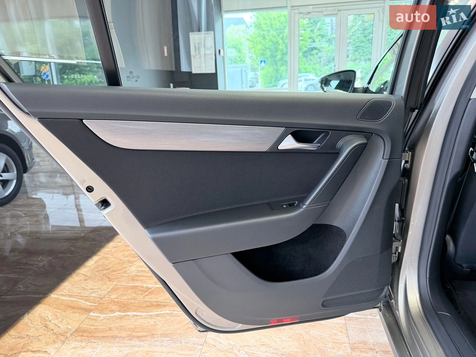 2013 Volkswagen Passat - мініатюра 35