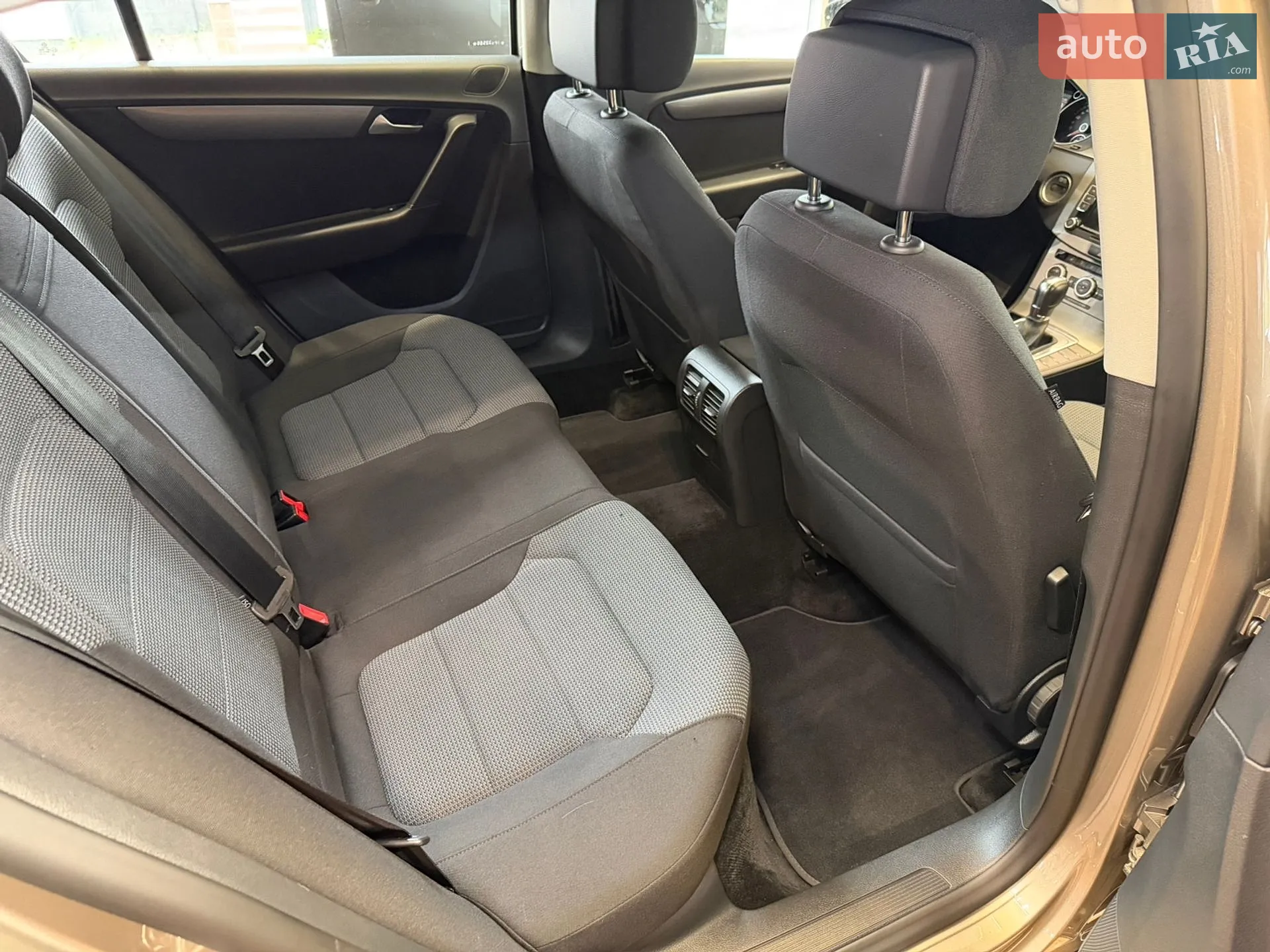 2013 Volkswagen Passat - мініатюра 45