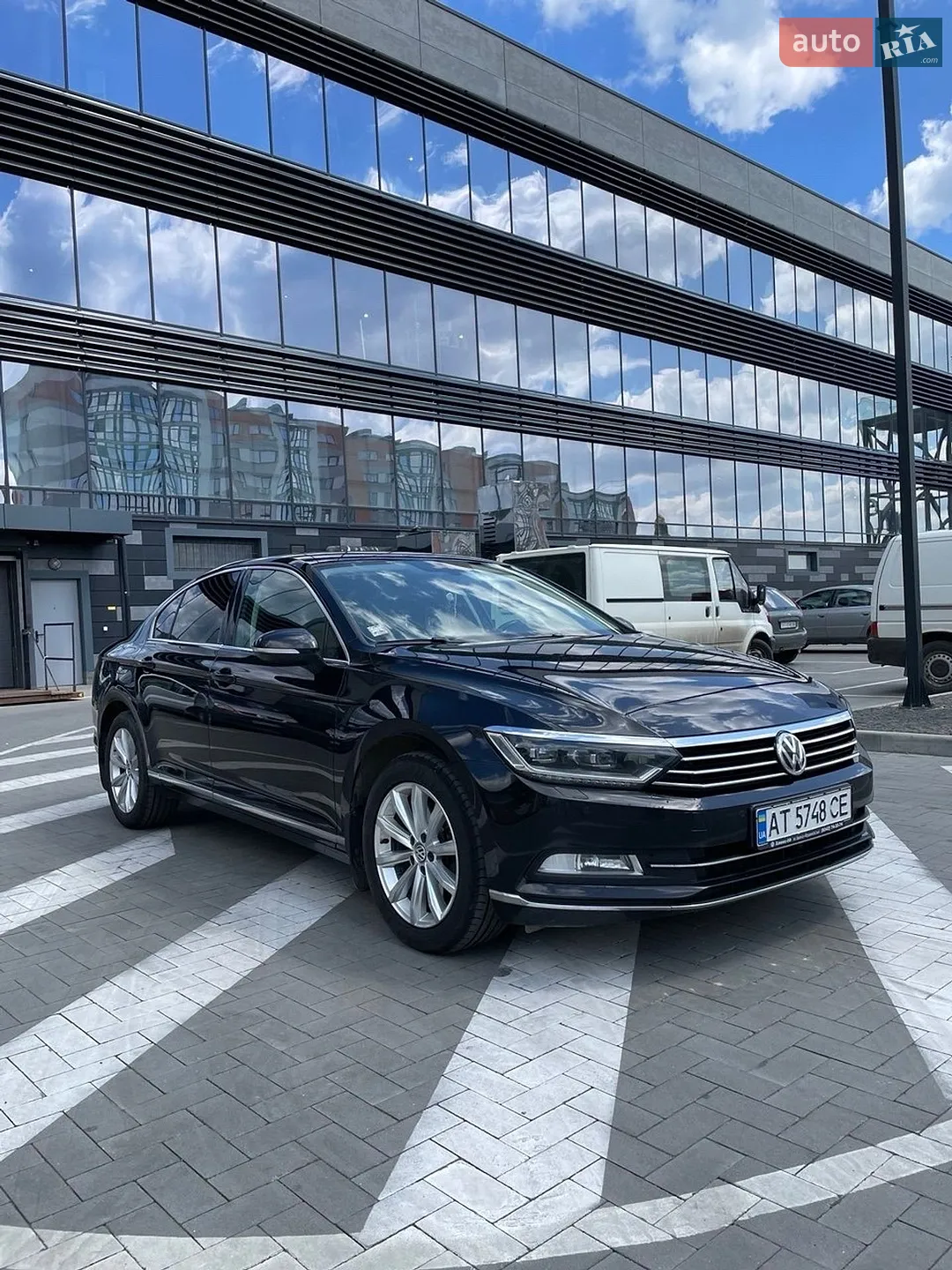 2017 Volkswagen Passat - мініатюра 2