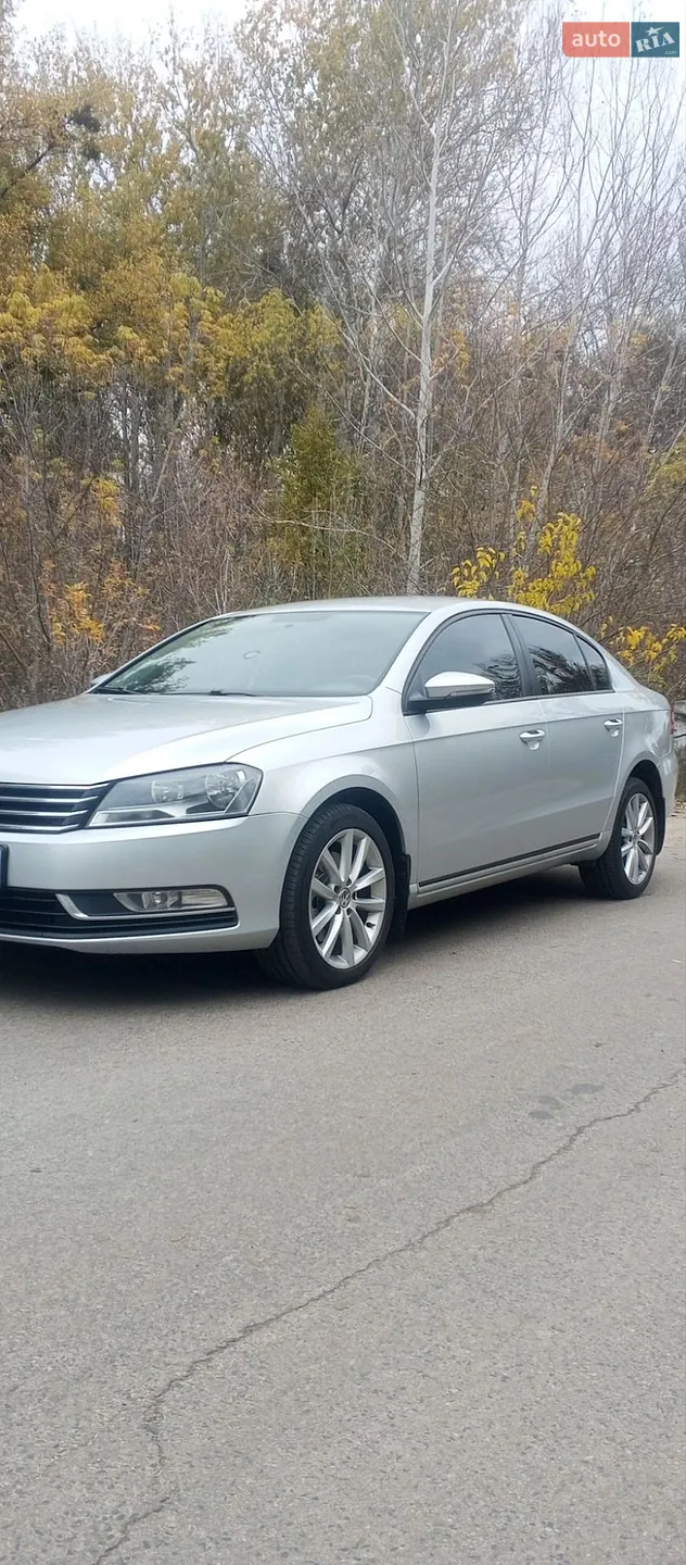 2012 Volkswagen Passat - мініатюра 12