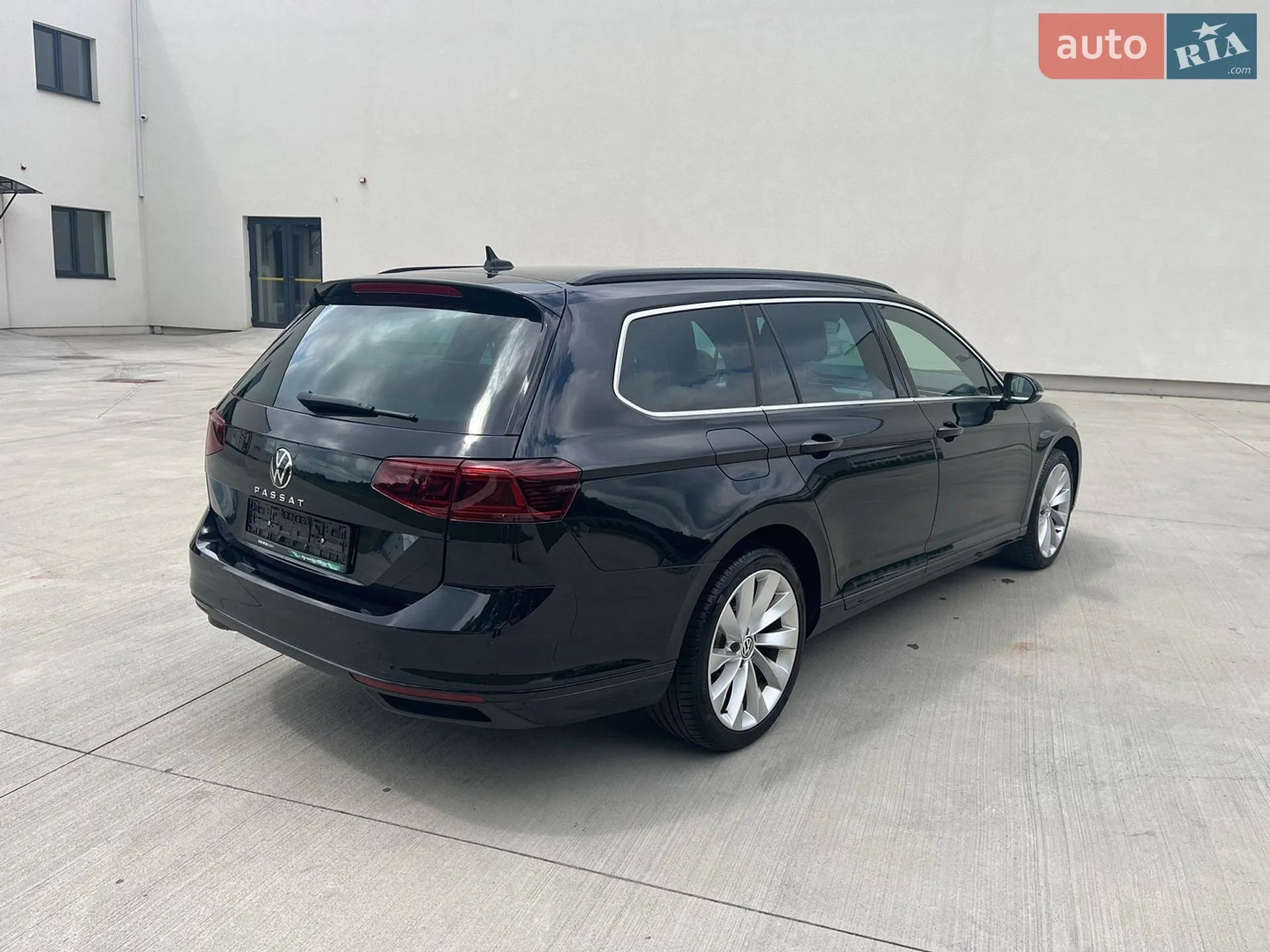 2022 Volkswagen Passat - мініатюра 9