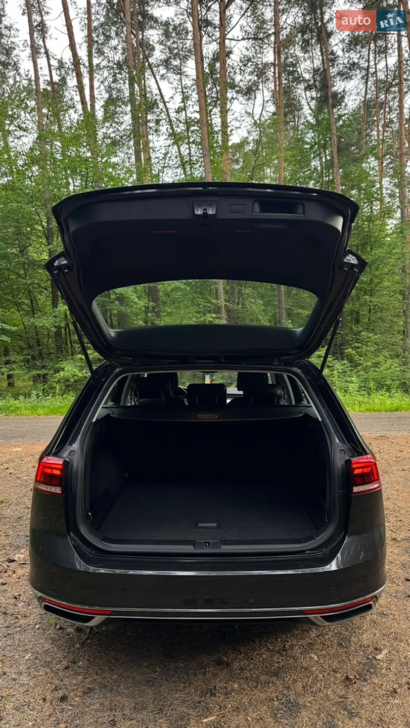 2019 Volkswagen Passat - мініатюра 27