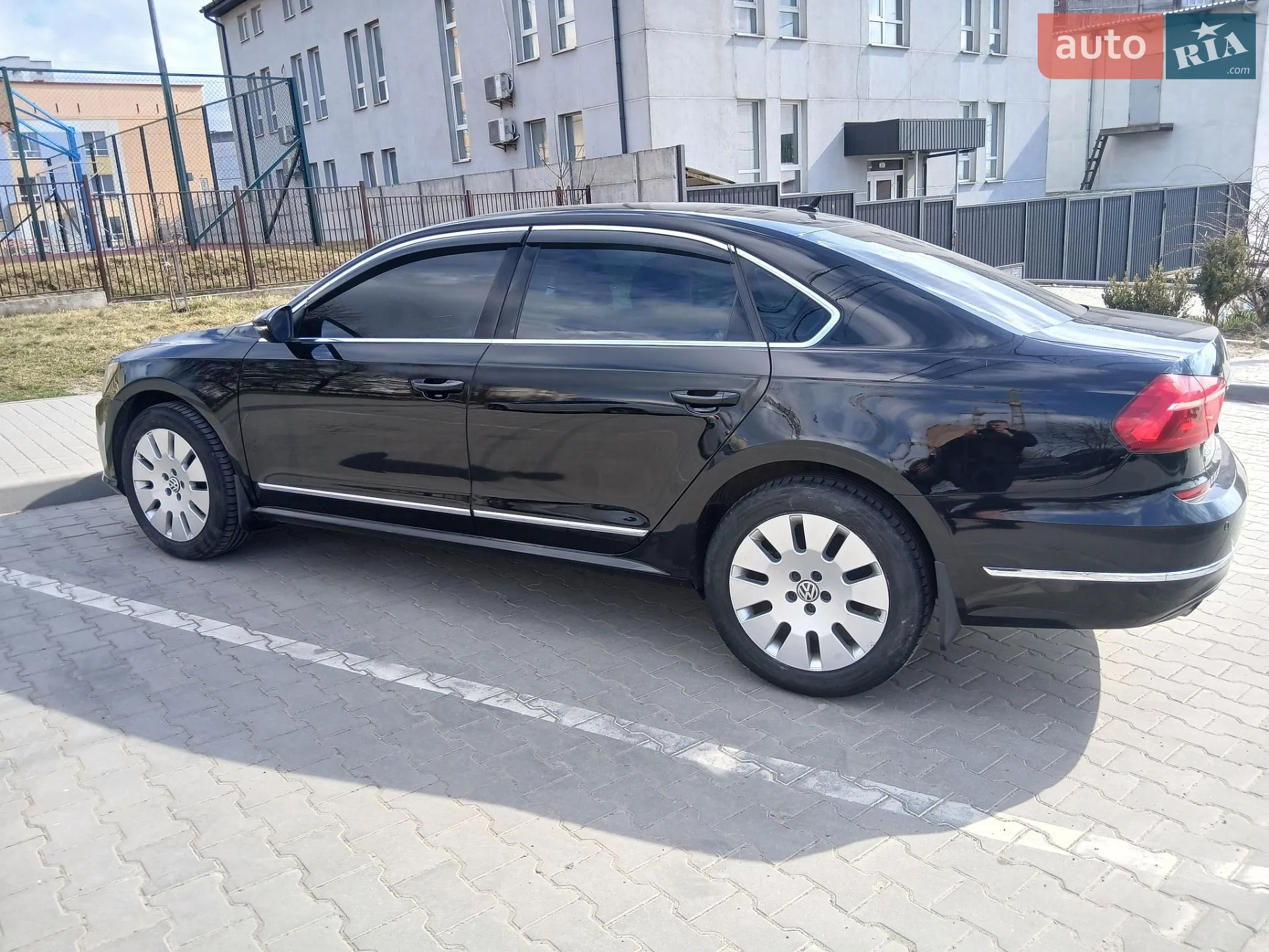 2016 Volkswagen Passat - мініатюра 26