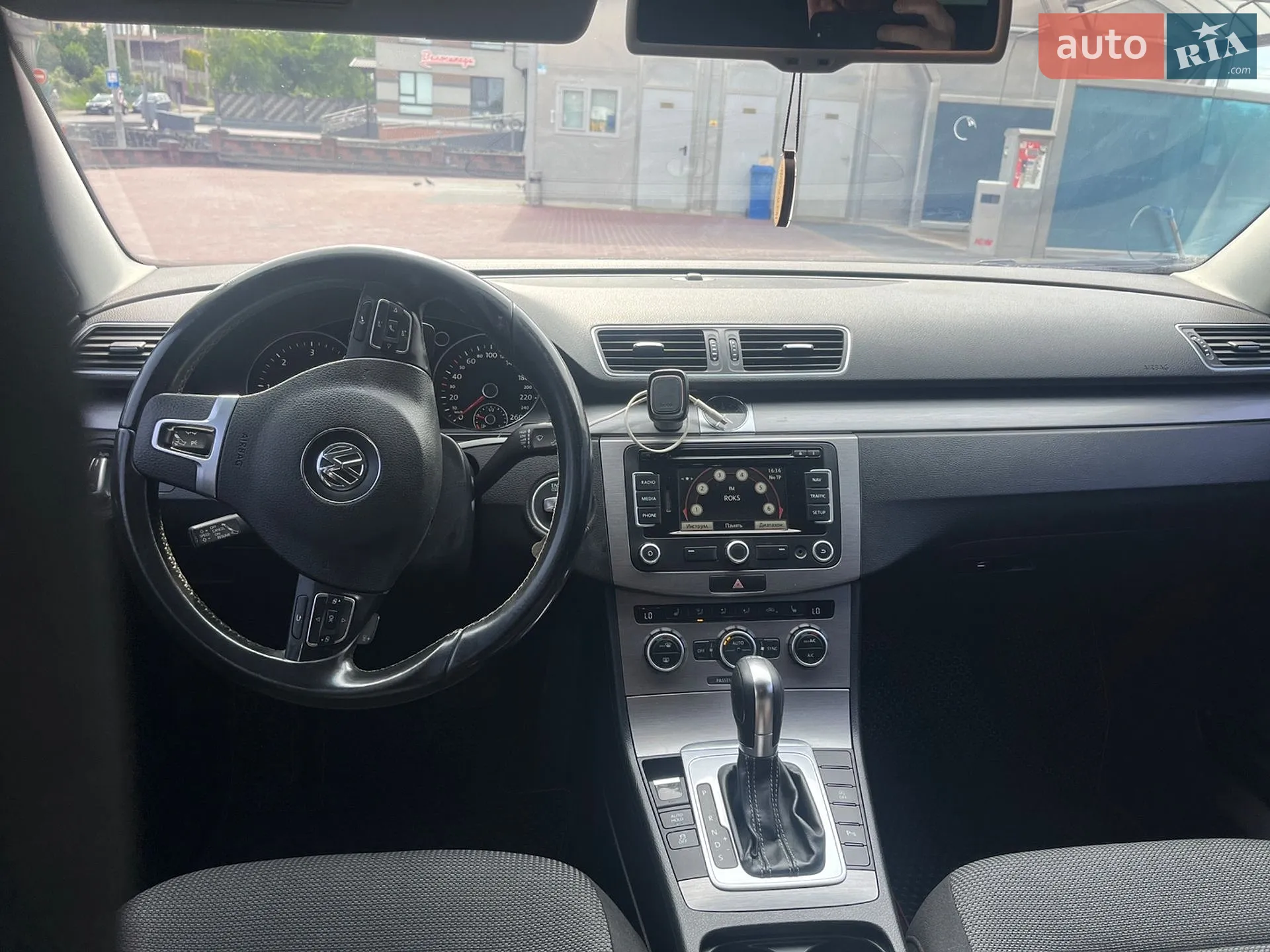 2014 Volkswagen Passat - мініатюра 17