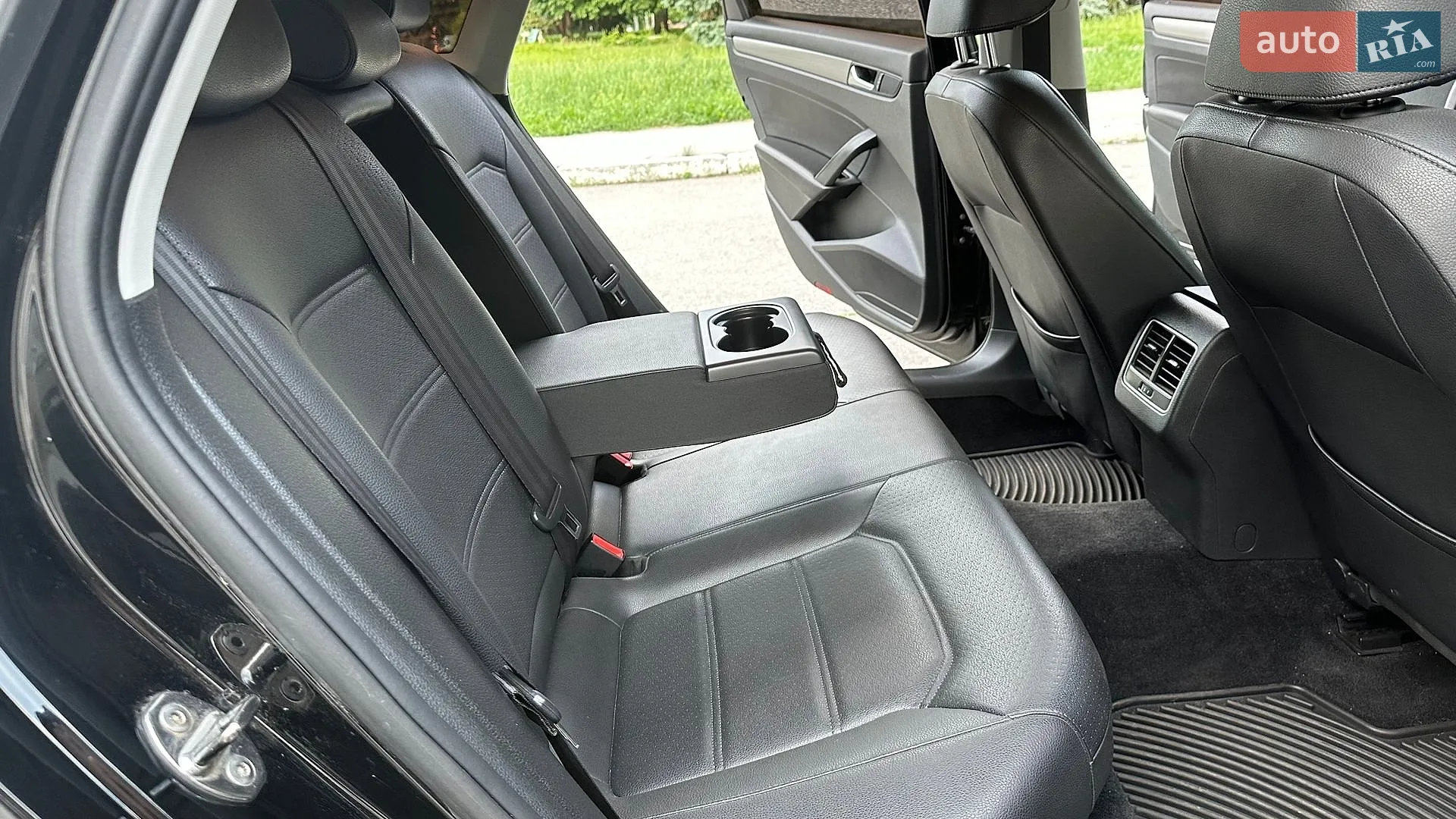 2014 Volkswagen Passat - мініатюра 37