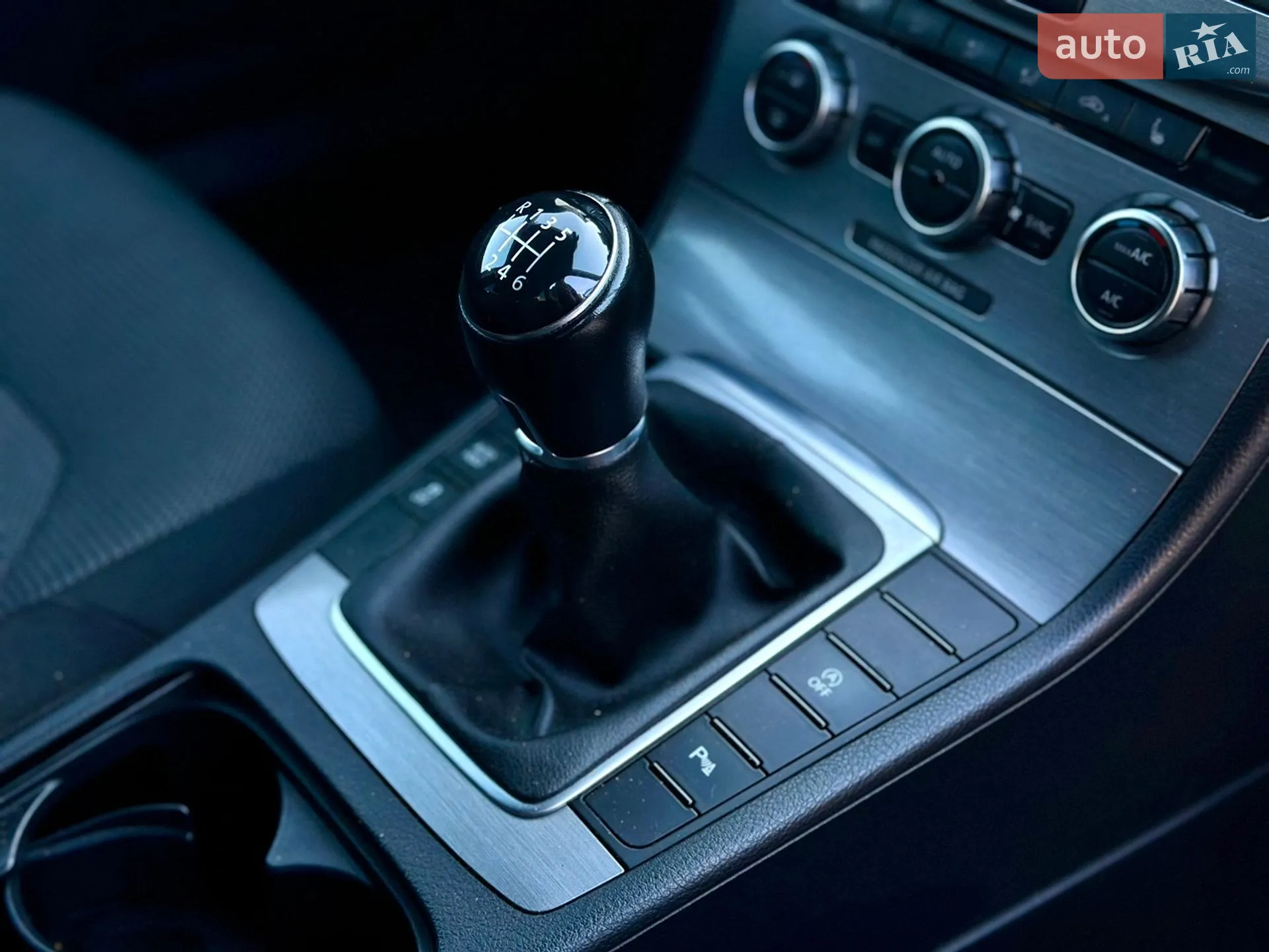 2014 Volkswagen Passat - мініатюра 17
