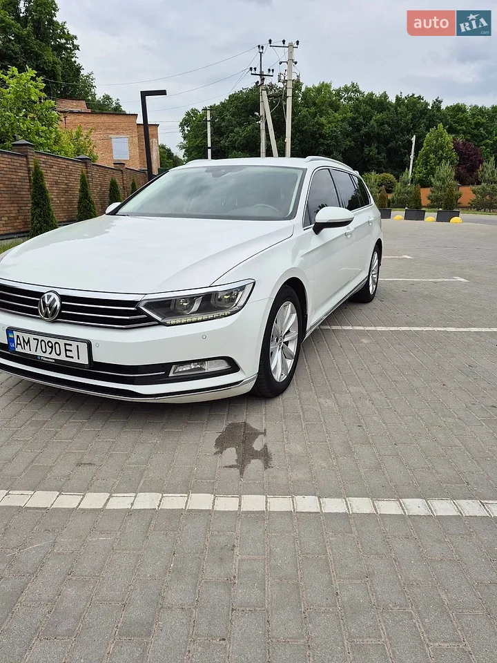 2016 Volkswagen Passat - мініатюра 17