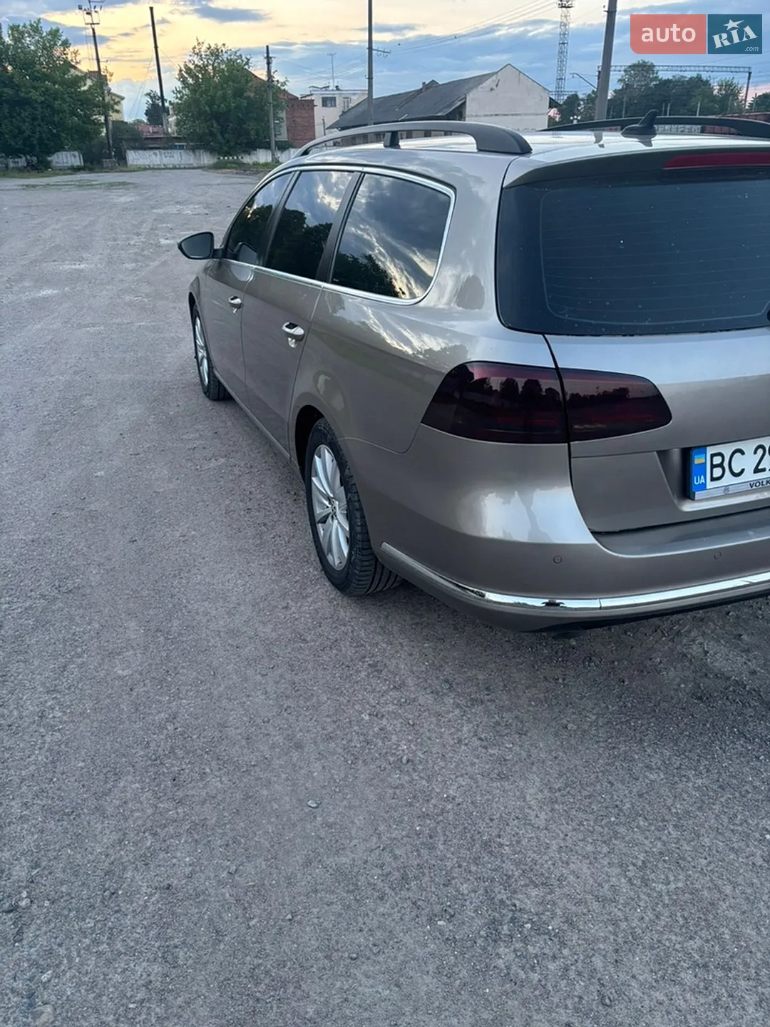Volkswagen Passat 2013 VIN WVWZZZ3CZEE047515 фото оголошення 5 з 9
