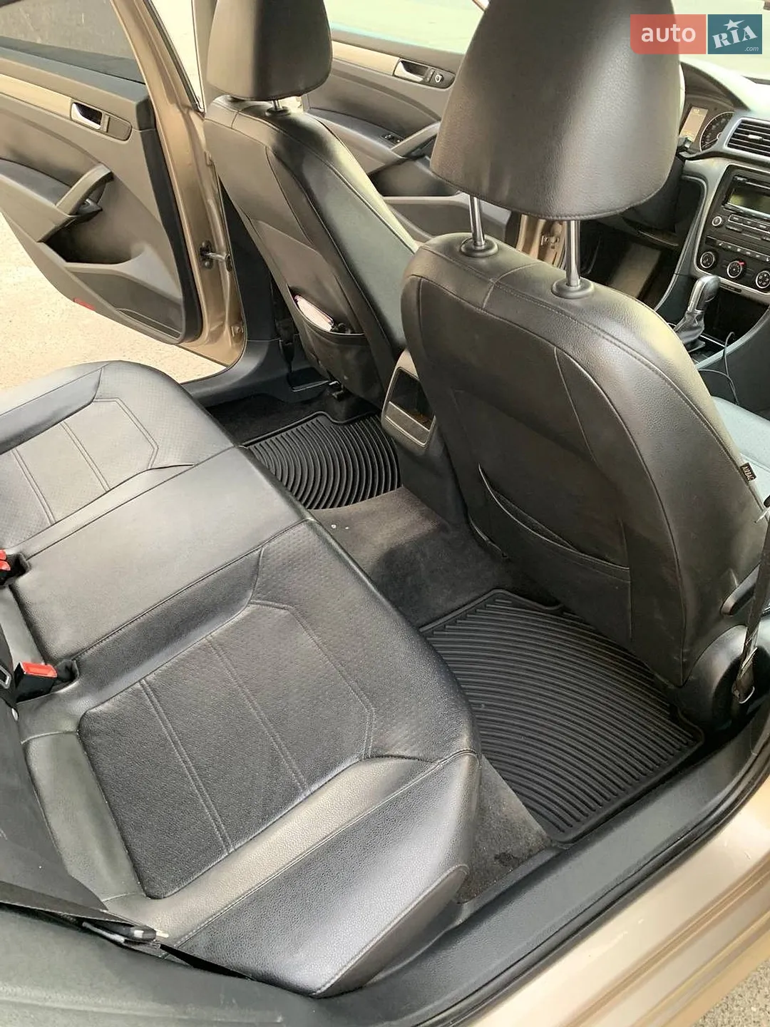 2014 Volkswagen Passat - мініатюра 26