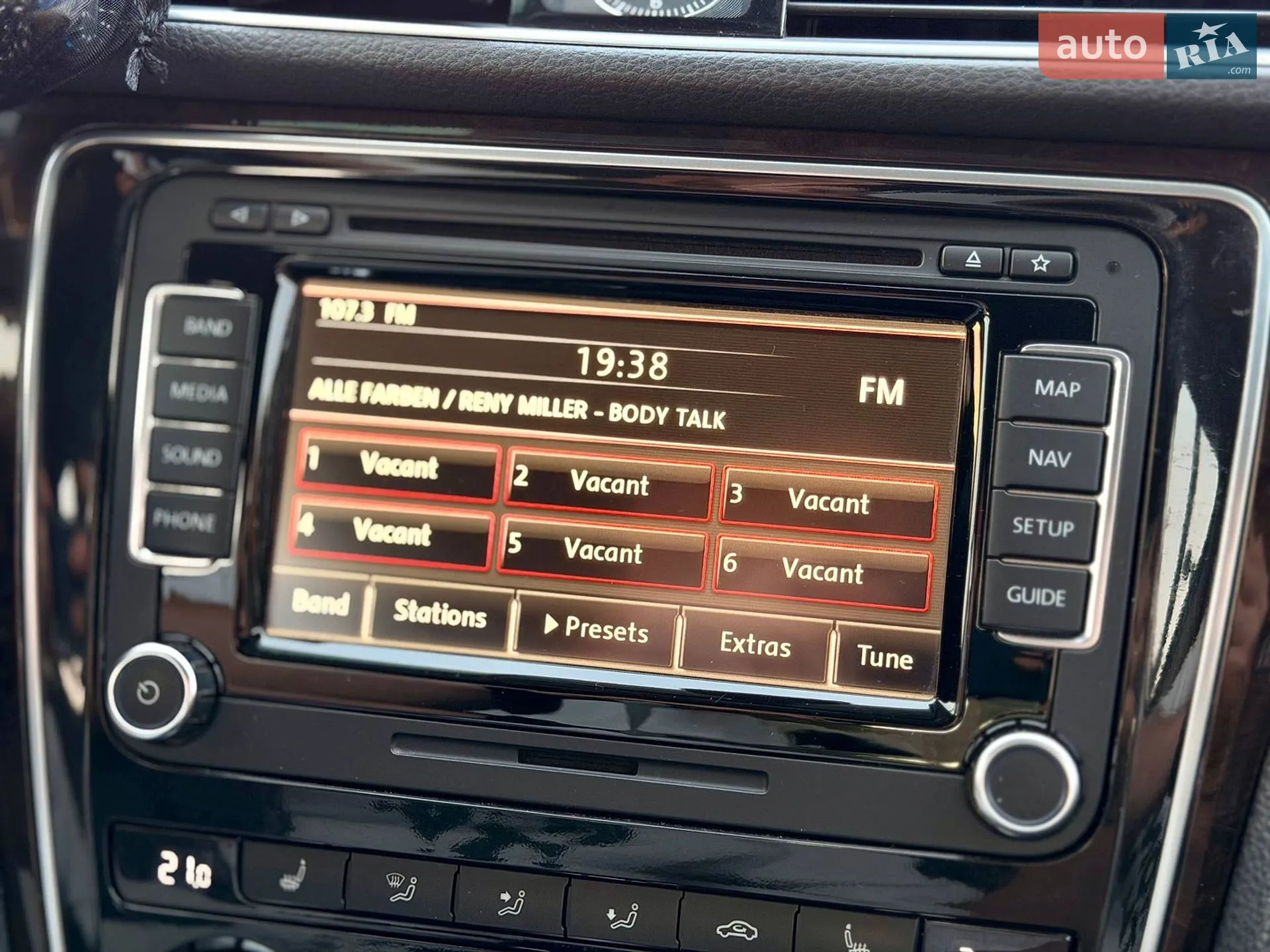2014 Volkswagen Passat - мініатюра 45