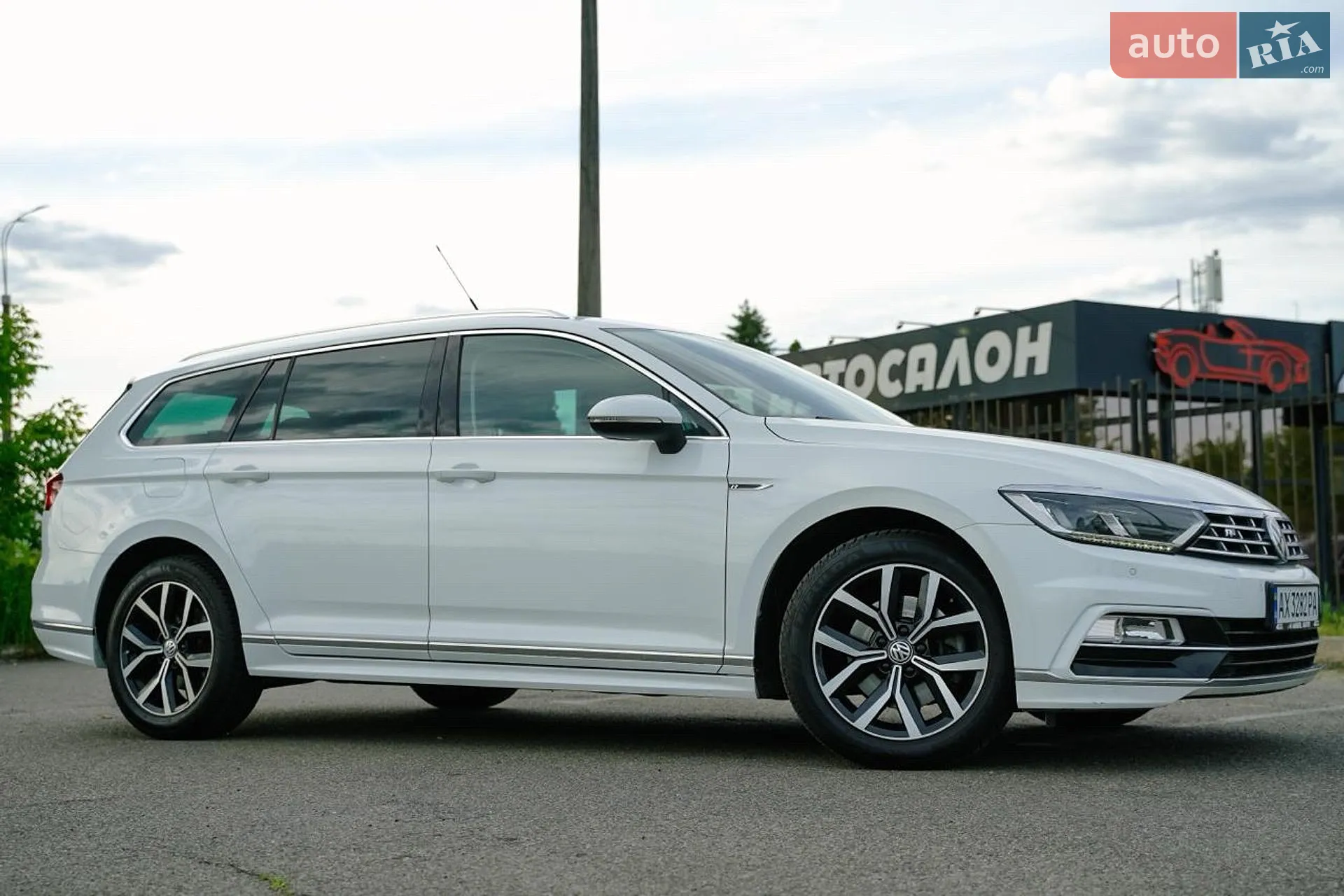 2017 Volkswagen Passat - мініатюра 4