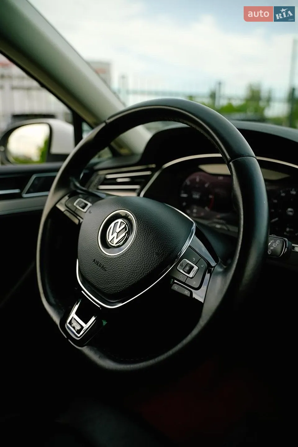 2017 Volkswagen Passat - мініатюра 24
