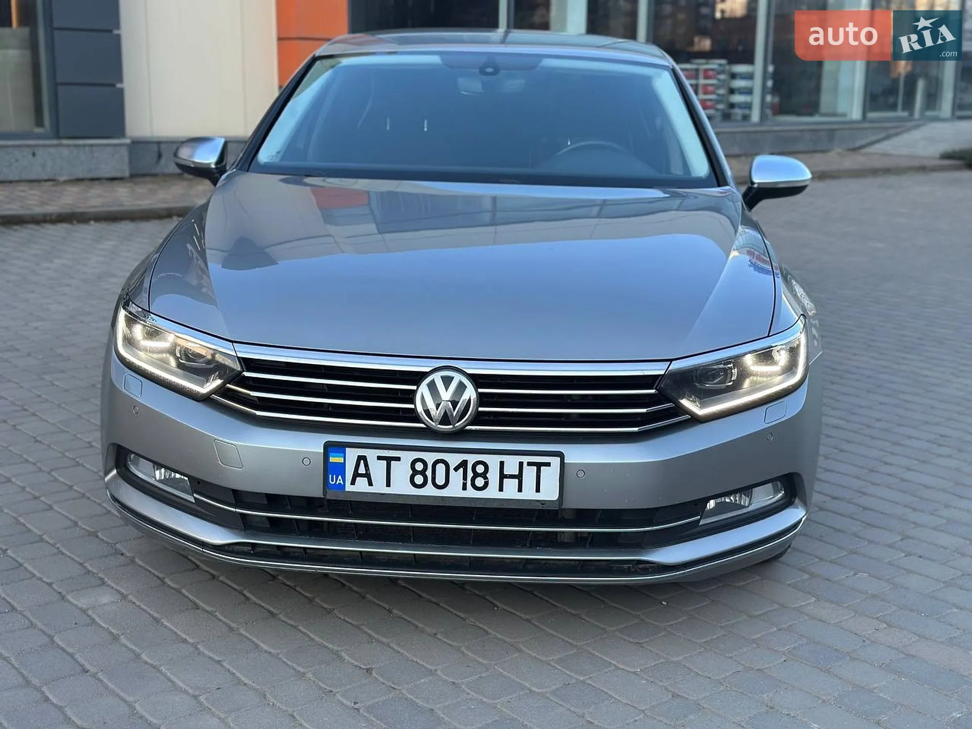 2016 Volkswagen Passat - мініатюра 2