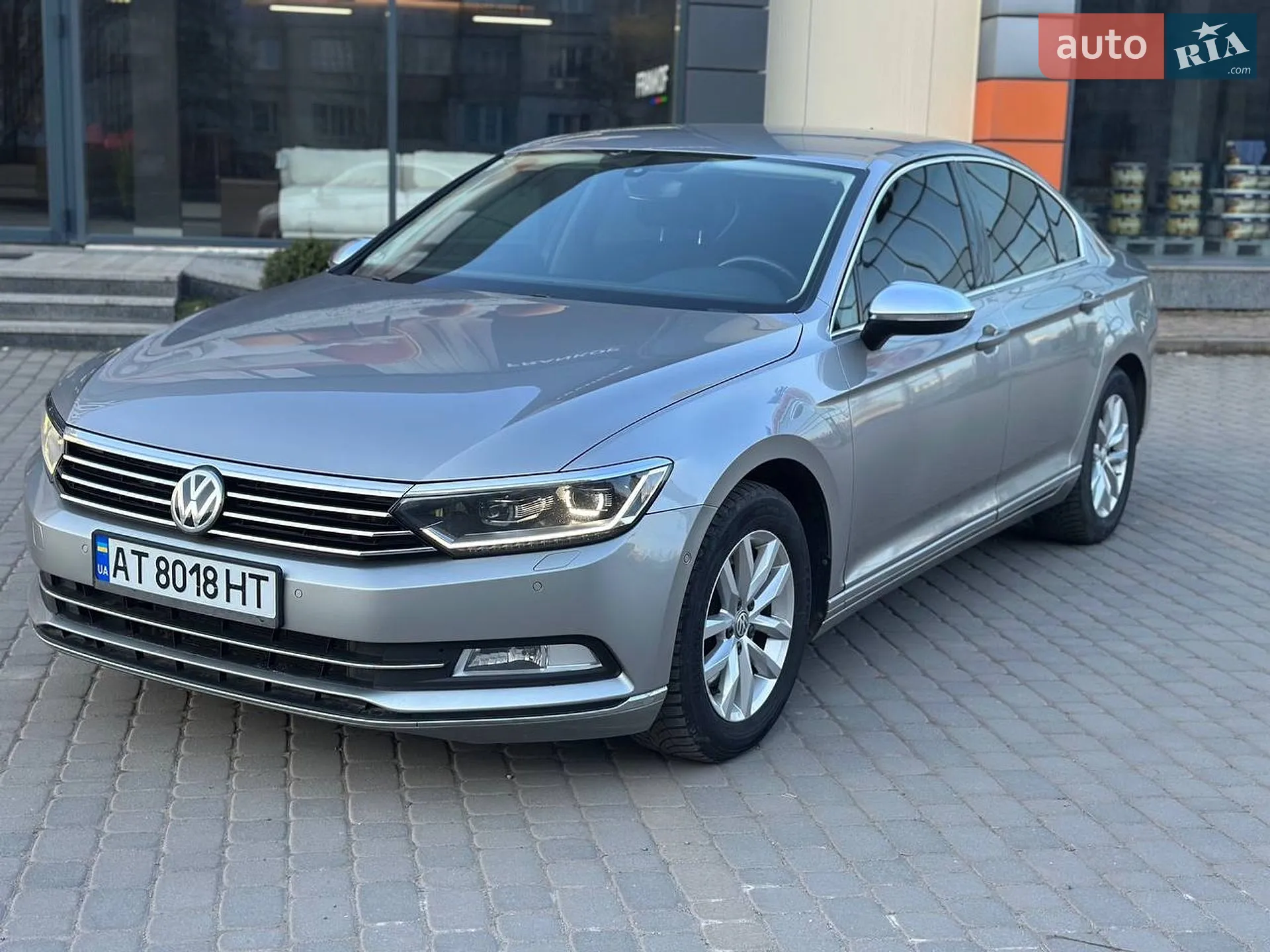 2016 Volkswagen Passat - фото 1