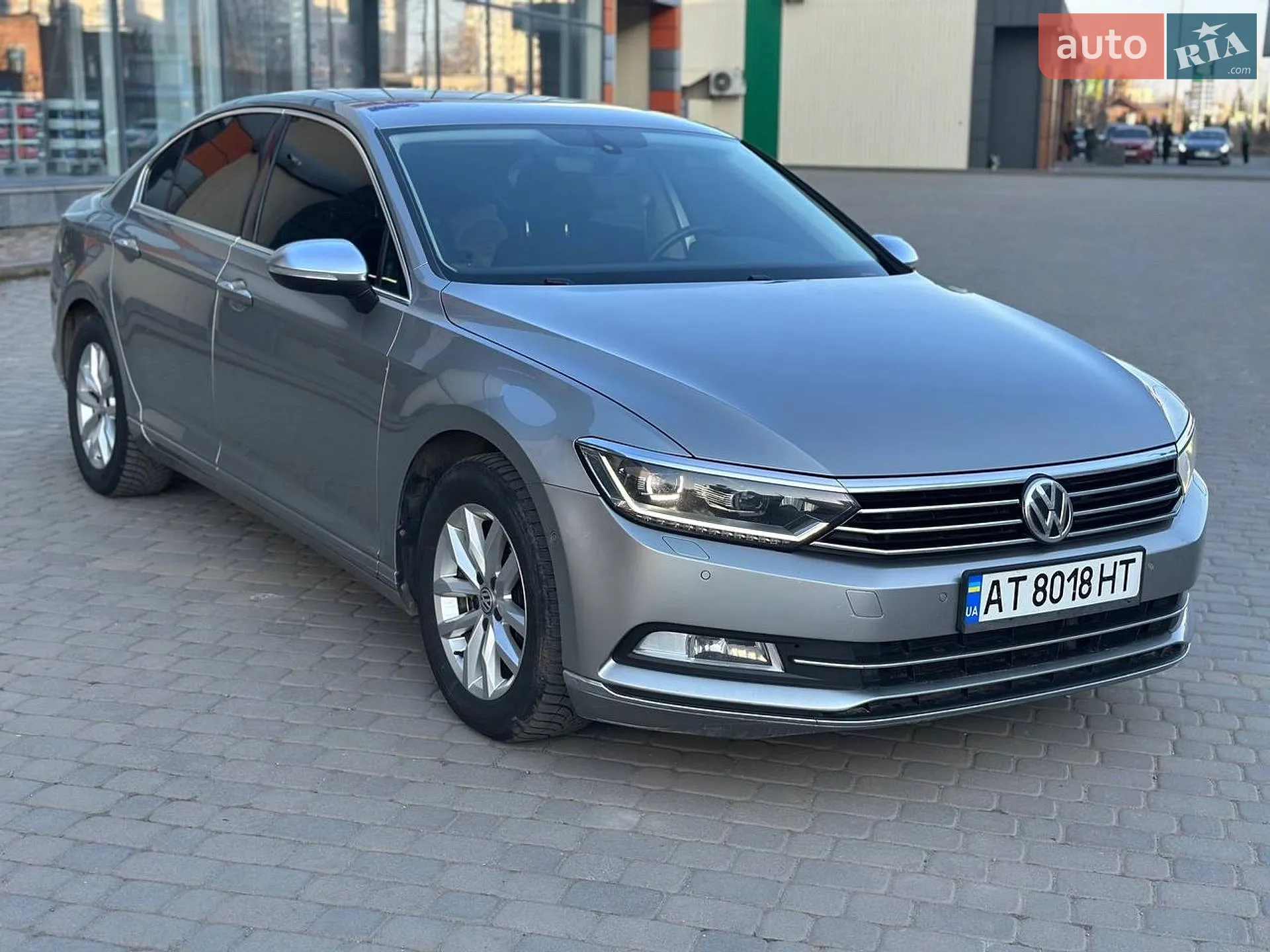 2016 Volkswagen Passat - мініатюра 3