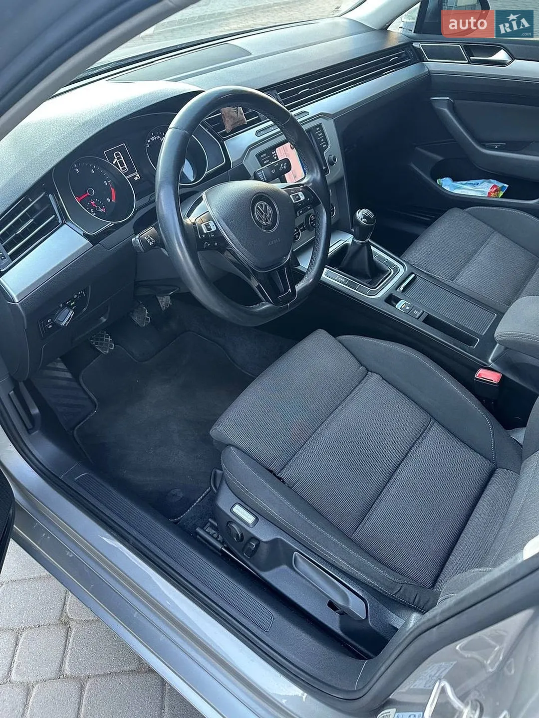 2016 Volkswagen Passat - мініатюра 13